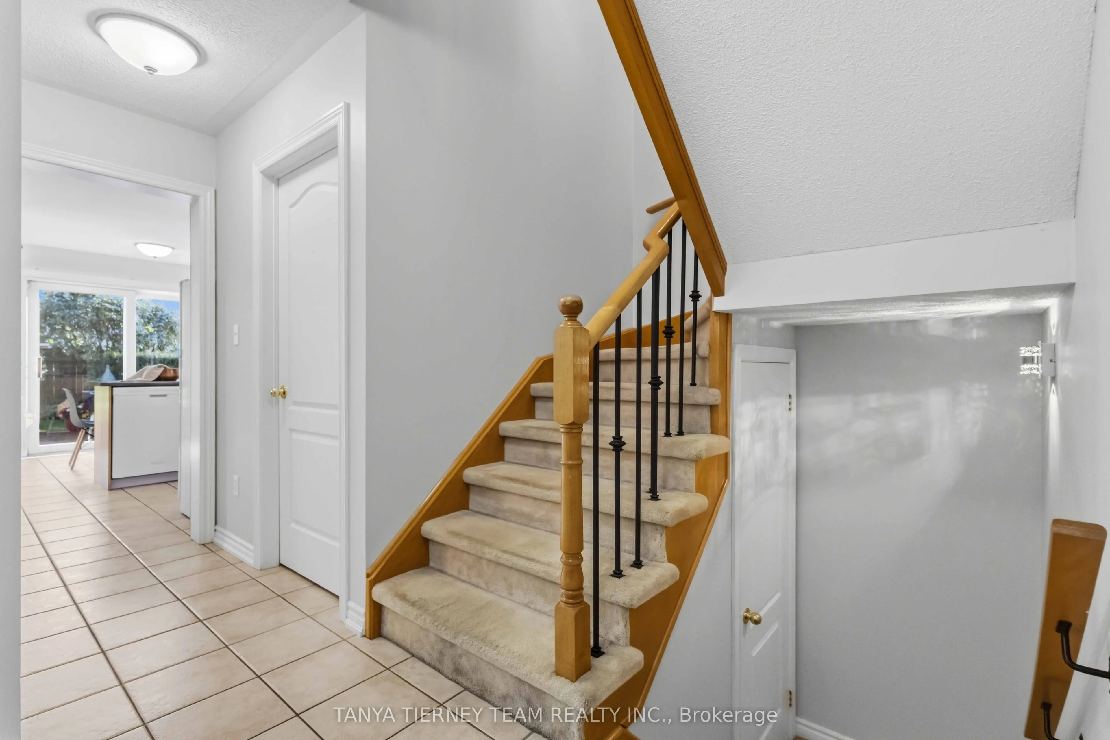 28 Castle Green Drive