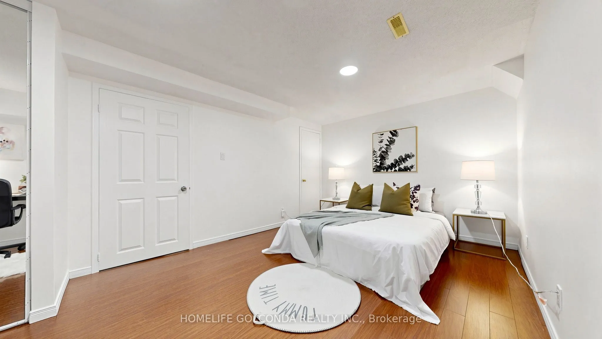 1290 Bridletowne Circle #69