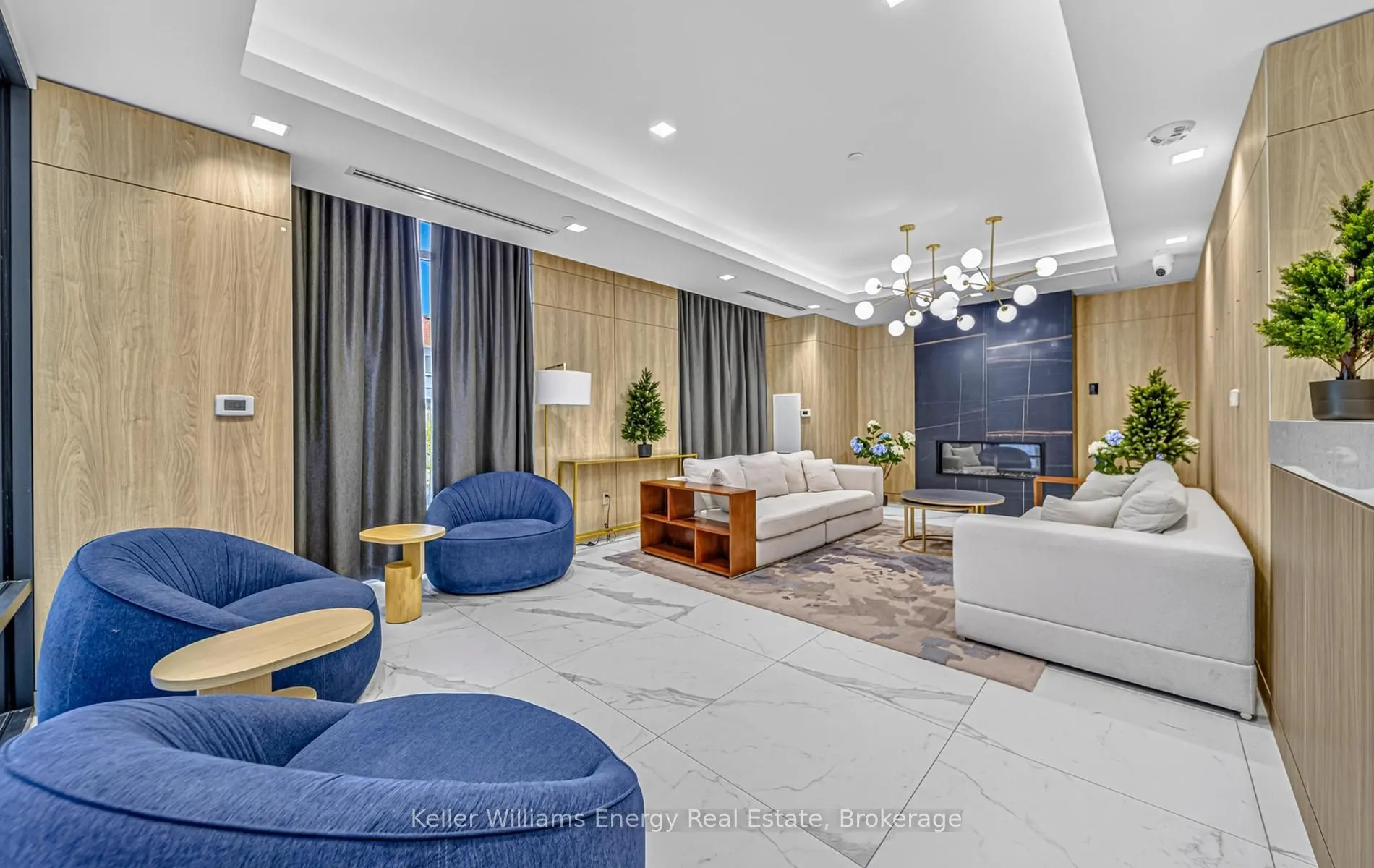 1010 Dundas Street E #301