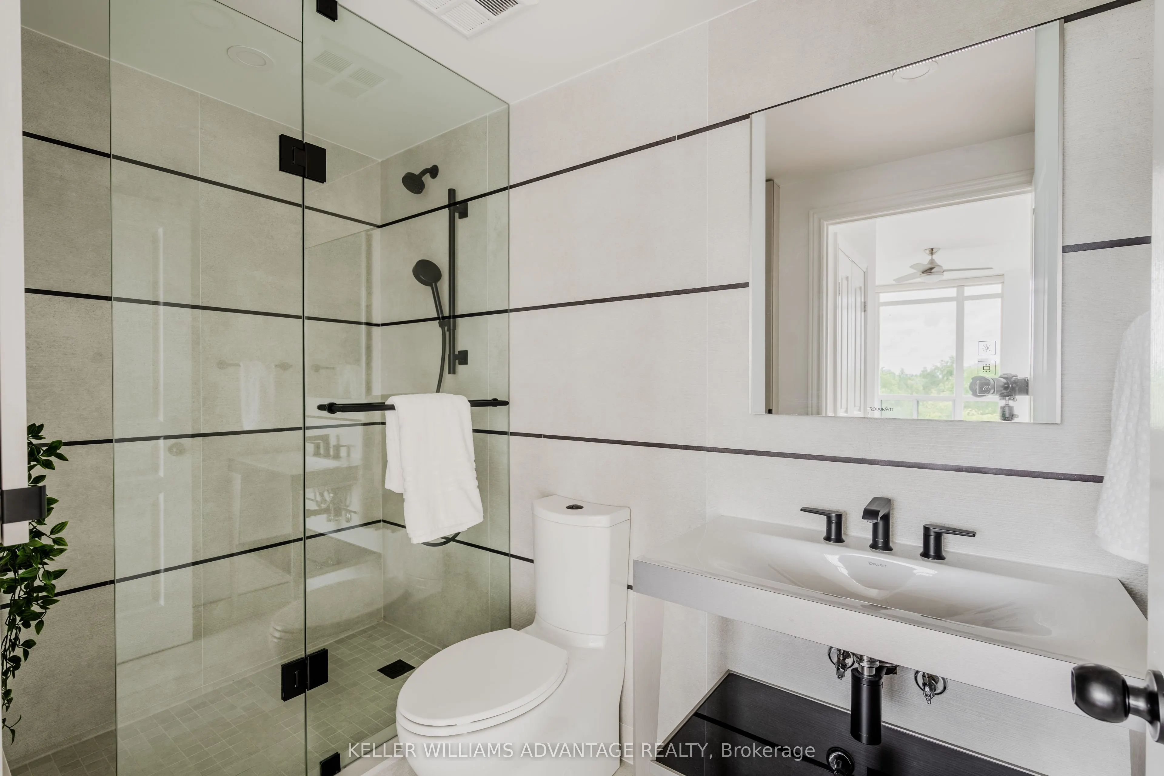 9 Boardwalk Drive #321
