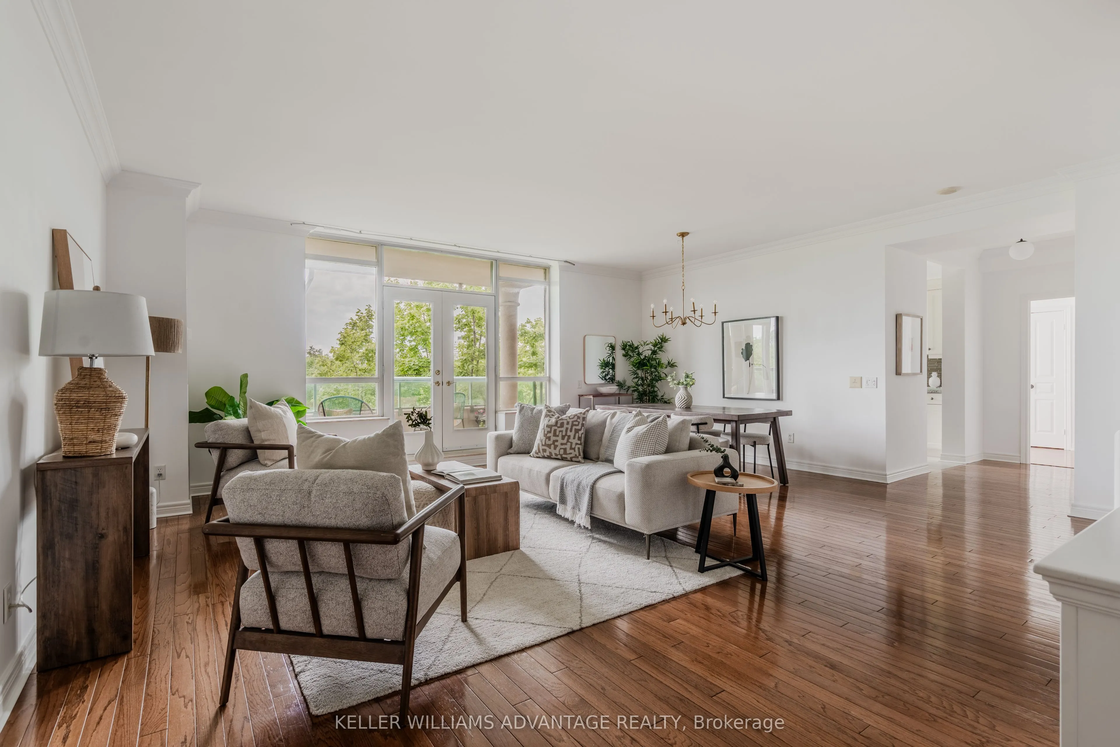 9 Boardwalk Drive #321