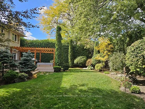 258 Guildwood Parkway