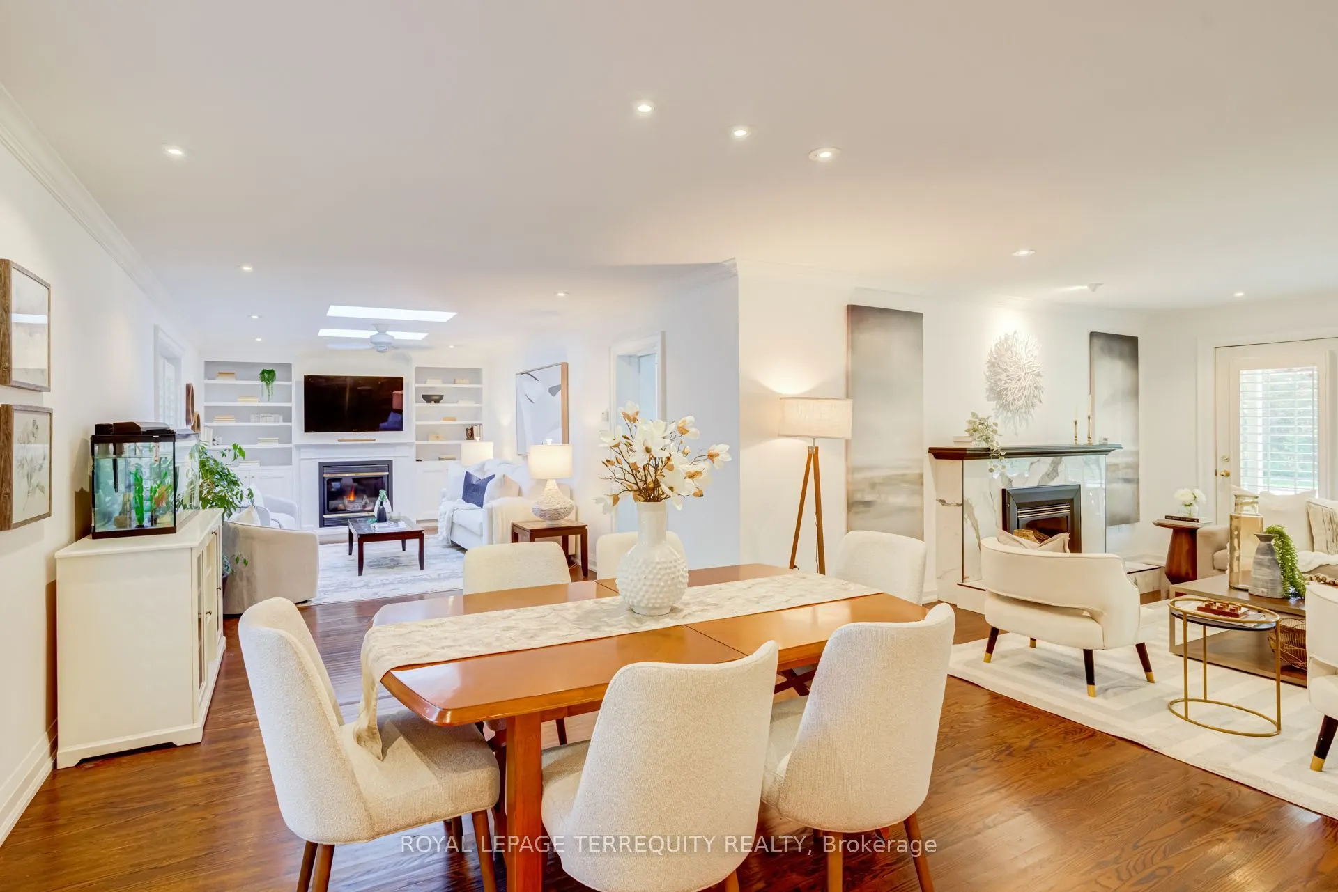 258 Guildwood Parkway