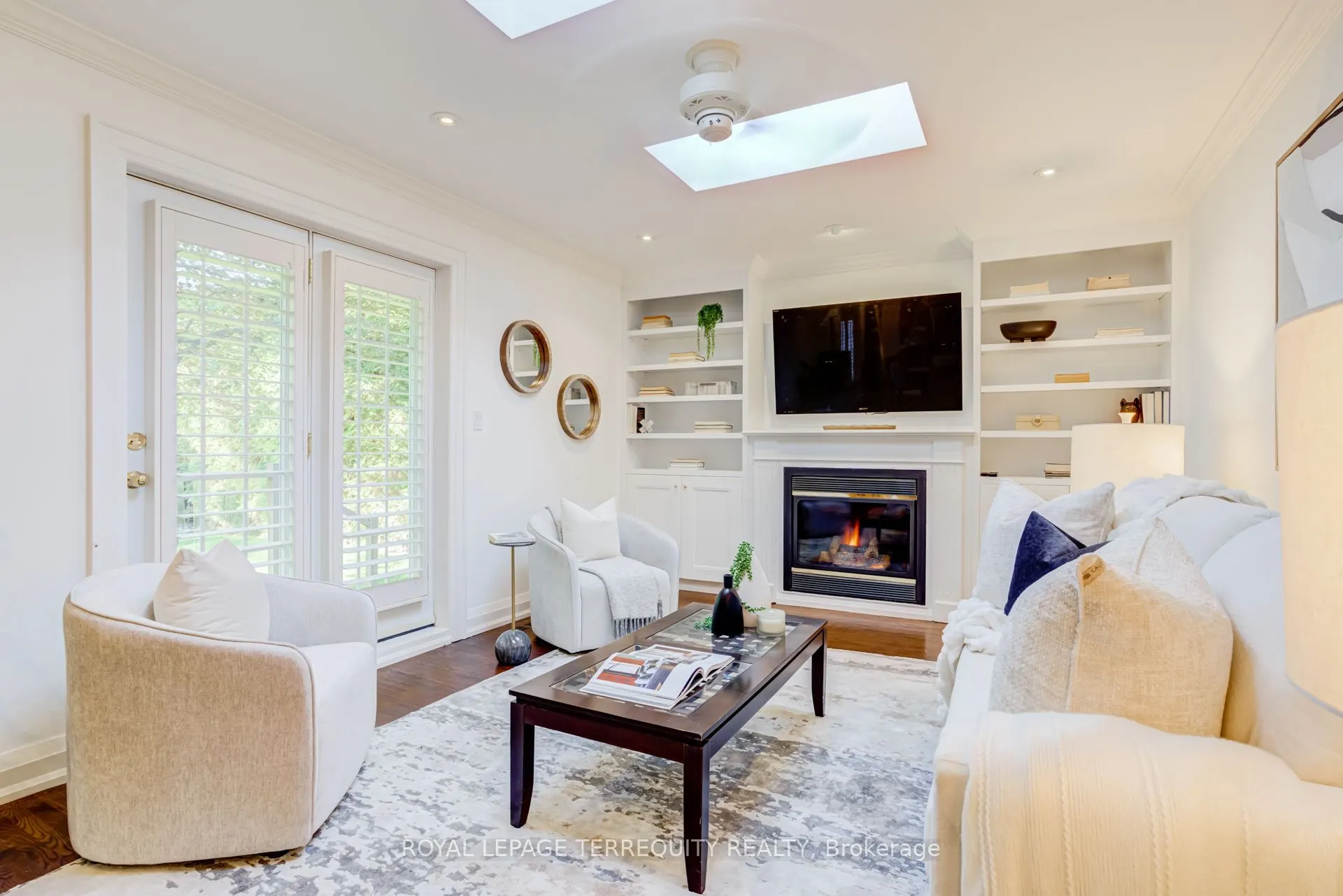 258 Guildwood Parkway