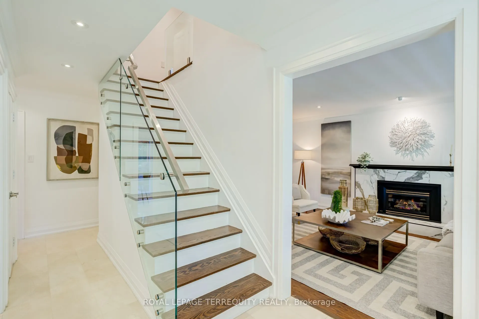 258 Guildwood Parkway