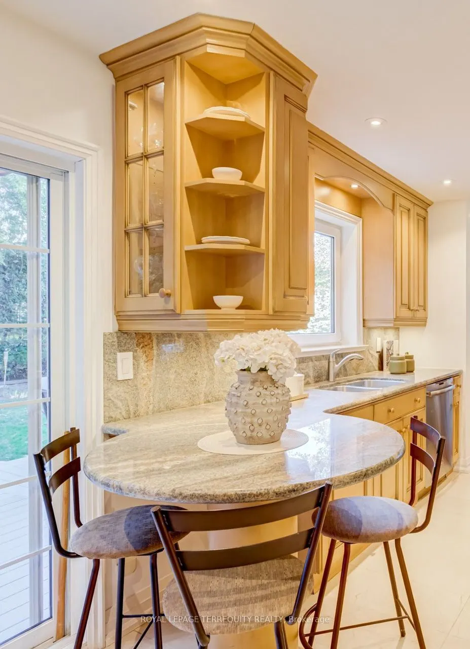 258 Guildwood Parkway