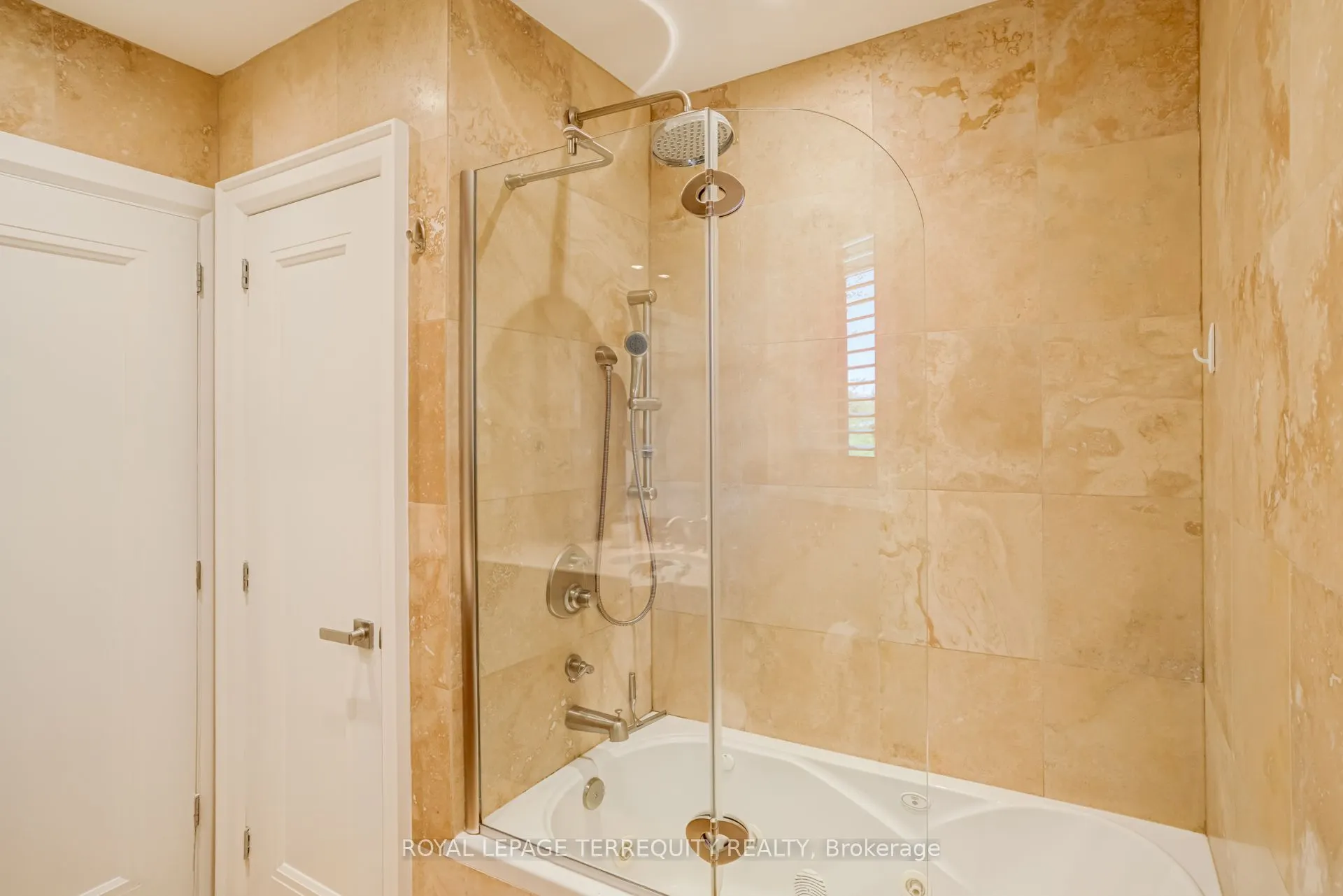 258 Guildwood Parkway