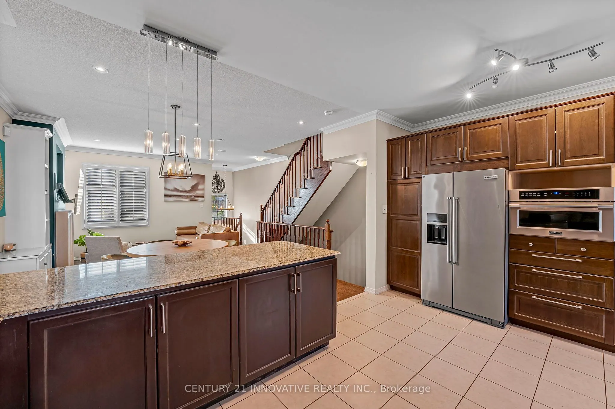99 John Bell Crescent