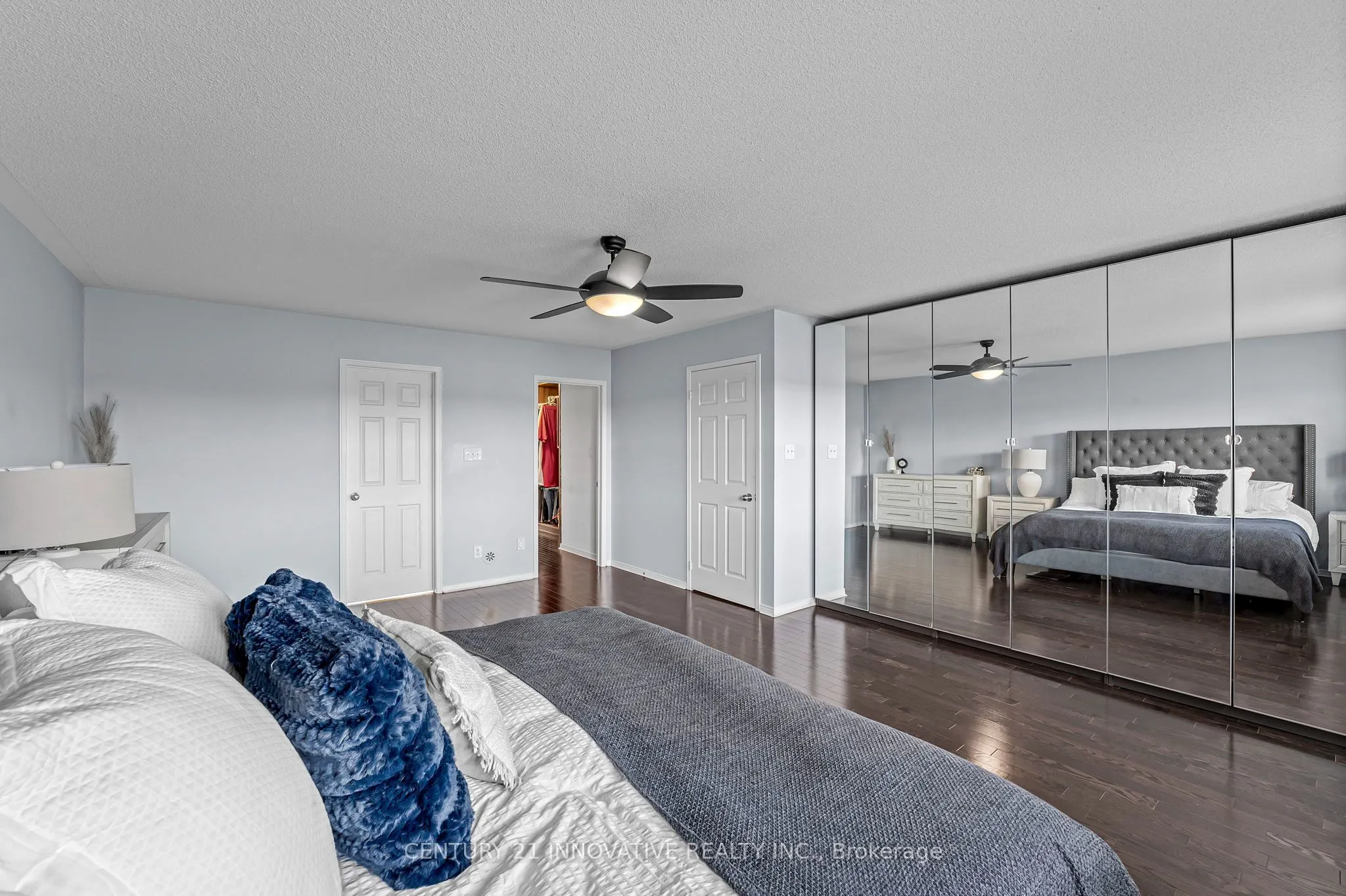 99 John Bell Crescent