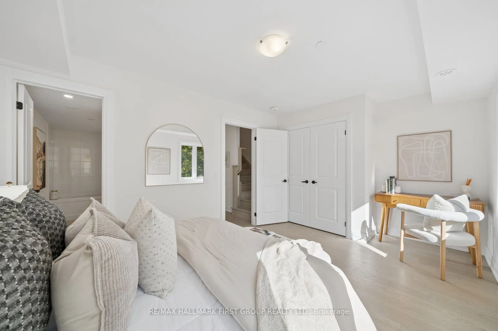 39 Marret Lane