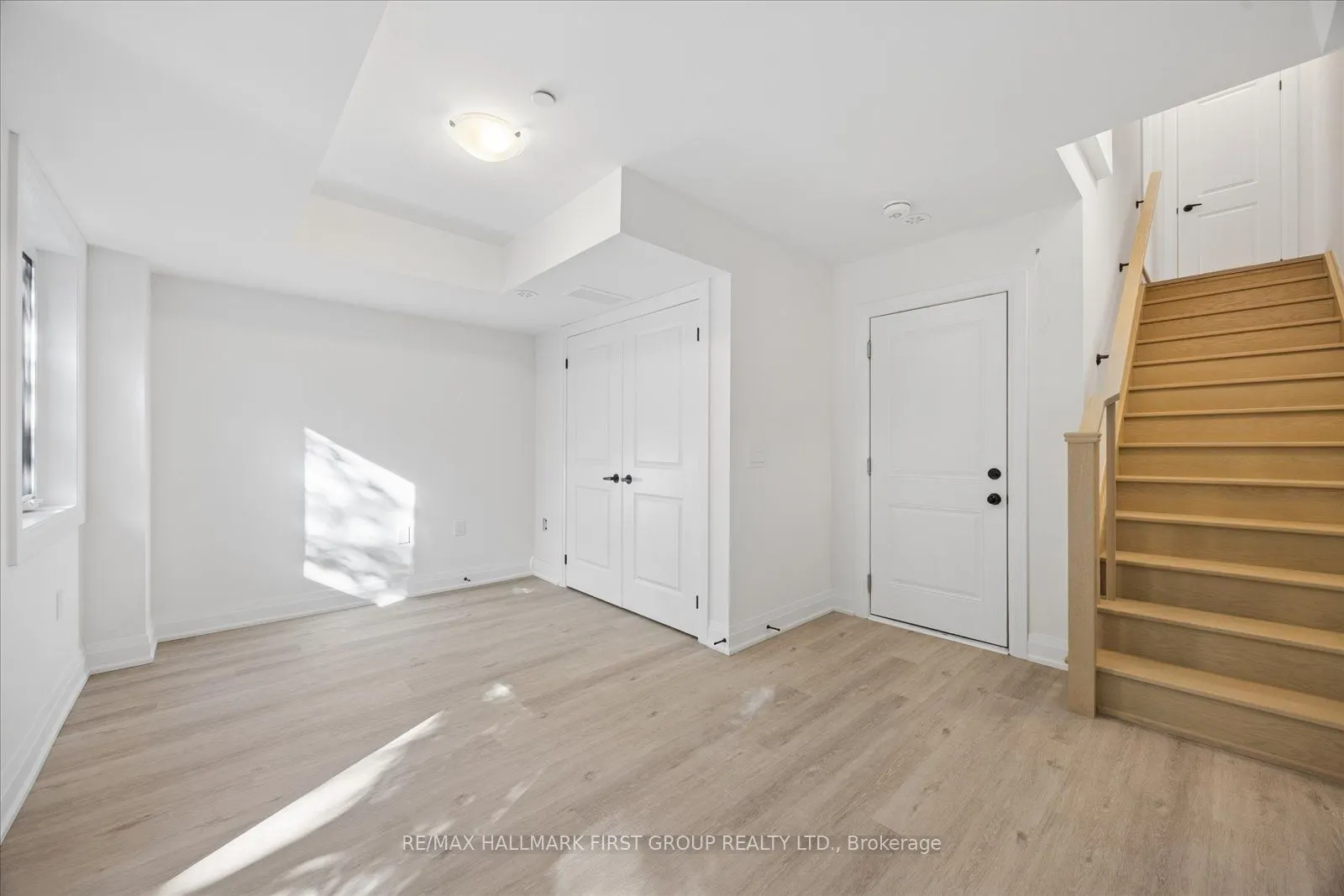 39 Marret Lane