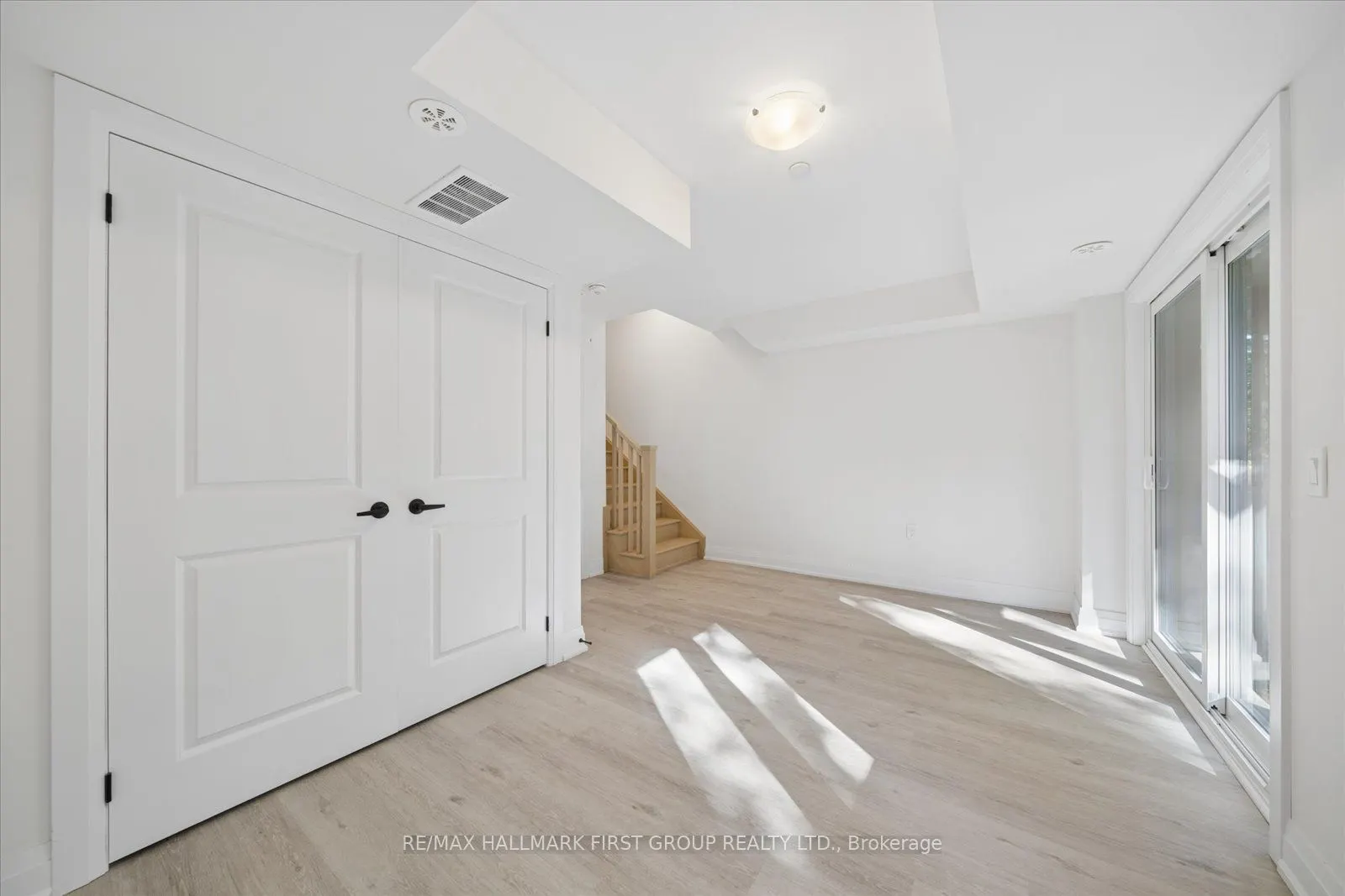 39 Marret Lane