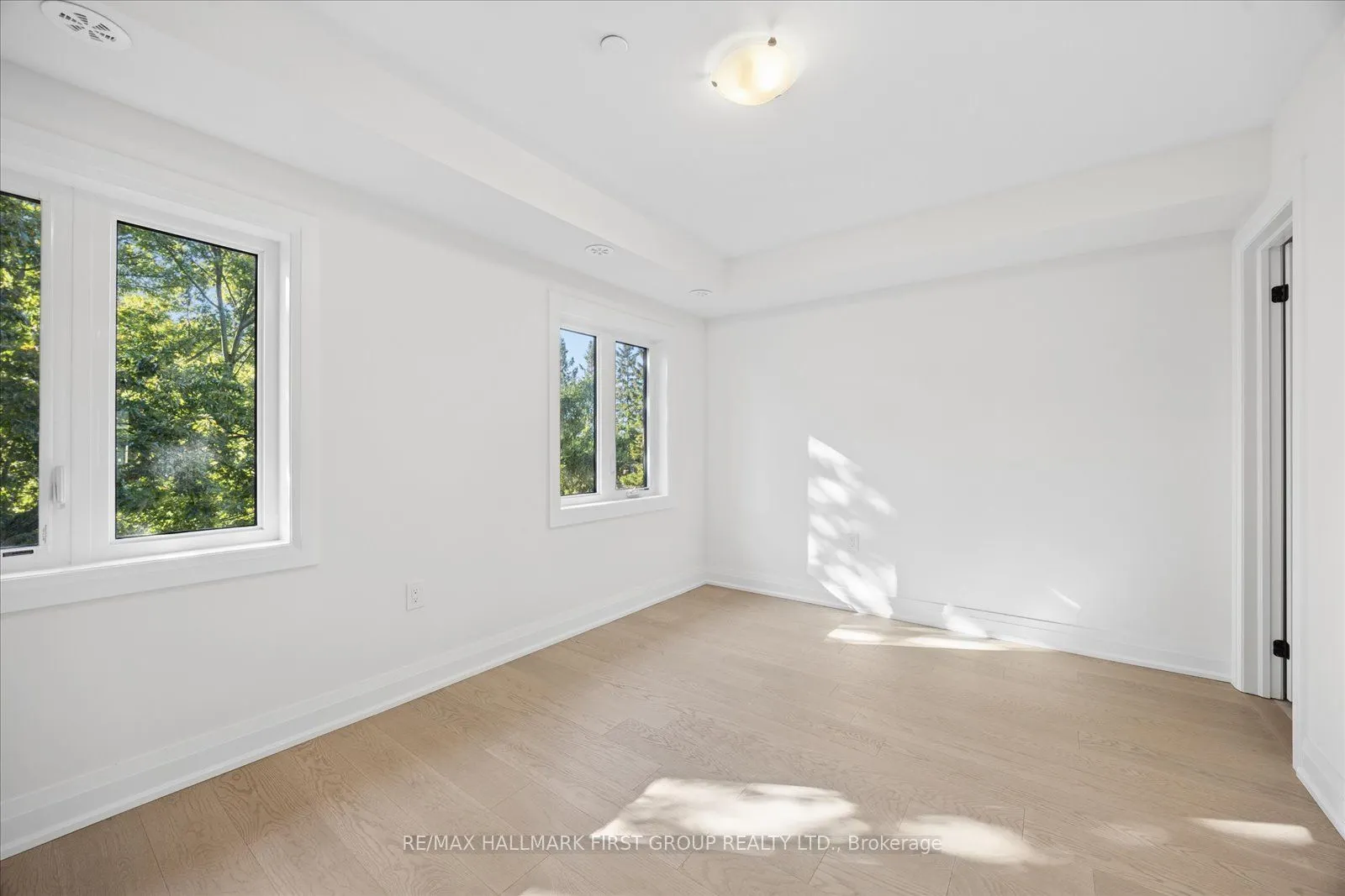 39 Marret Lane