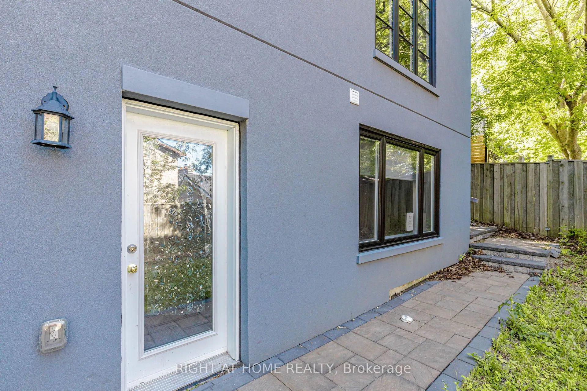146 Colonel Danforth Trail