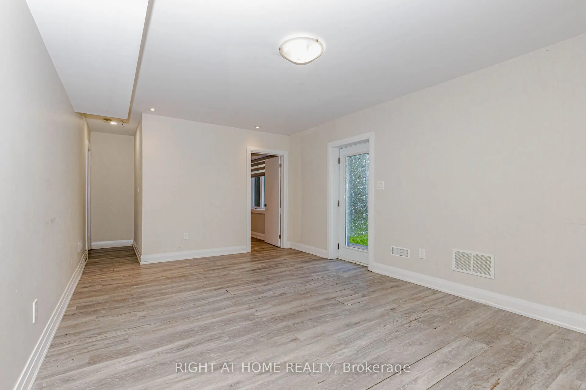 146 Colonel Danforth Trail