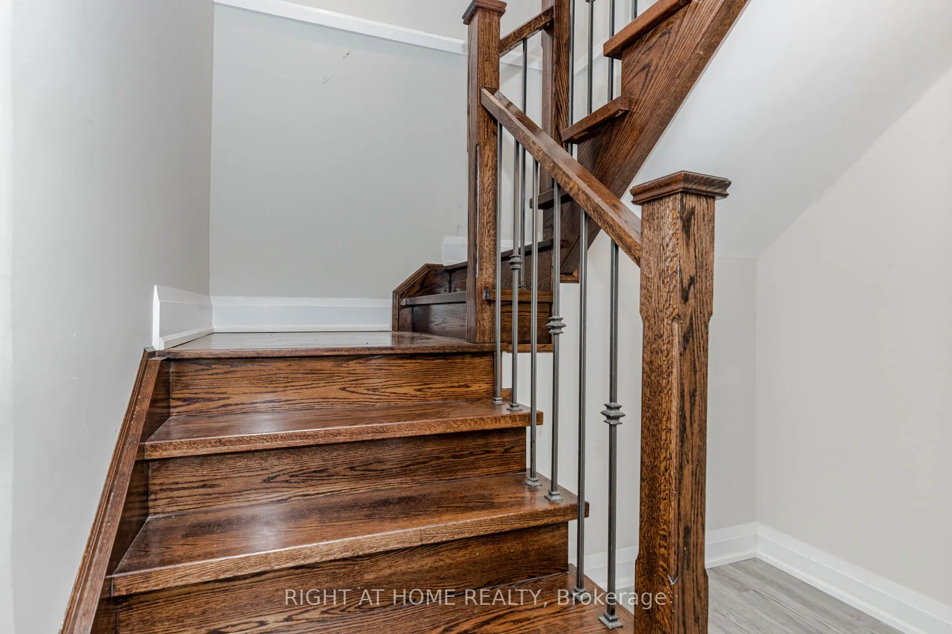 146 Colonel Danforth Trail