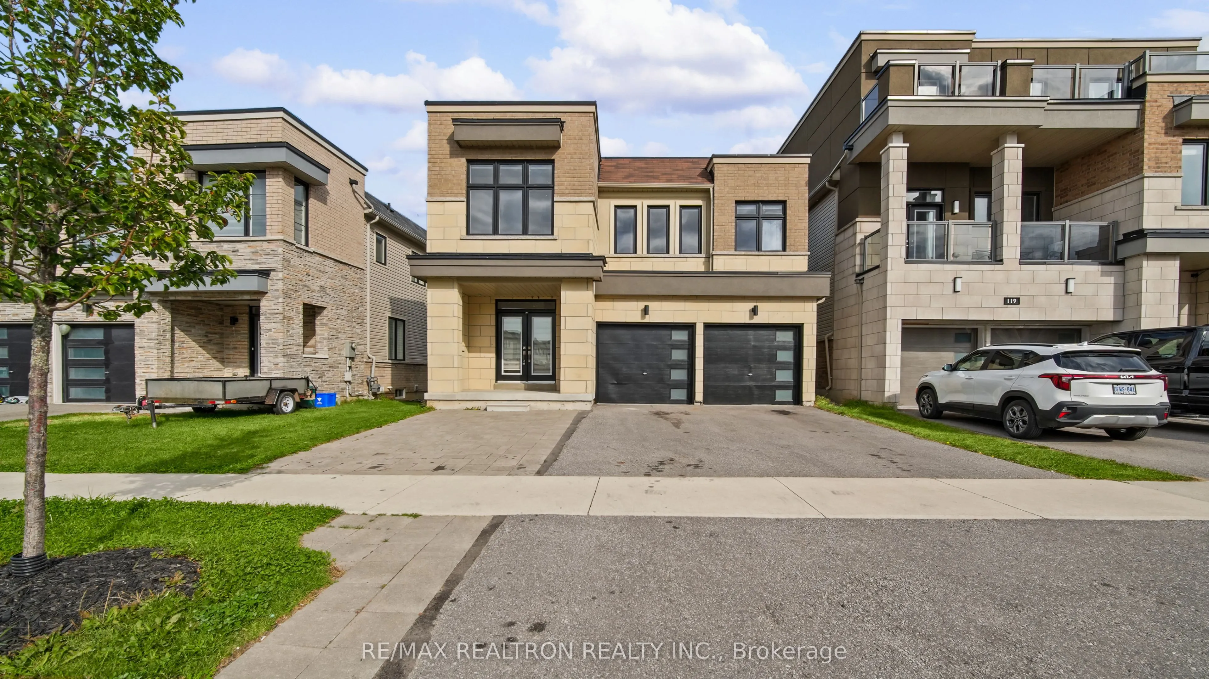 123 Yacht Drive