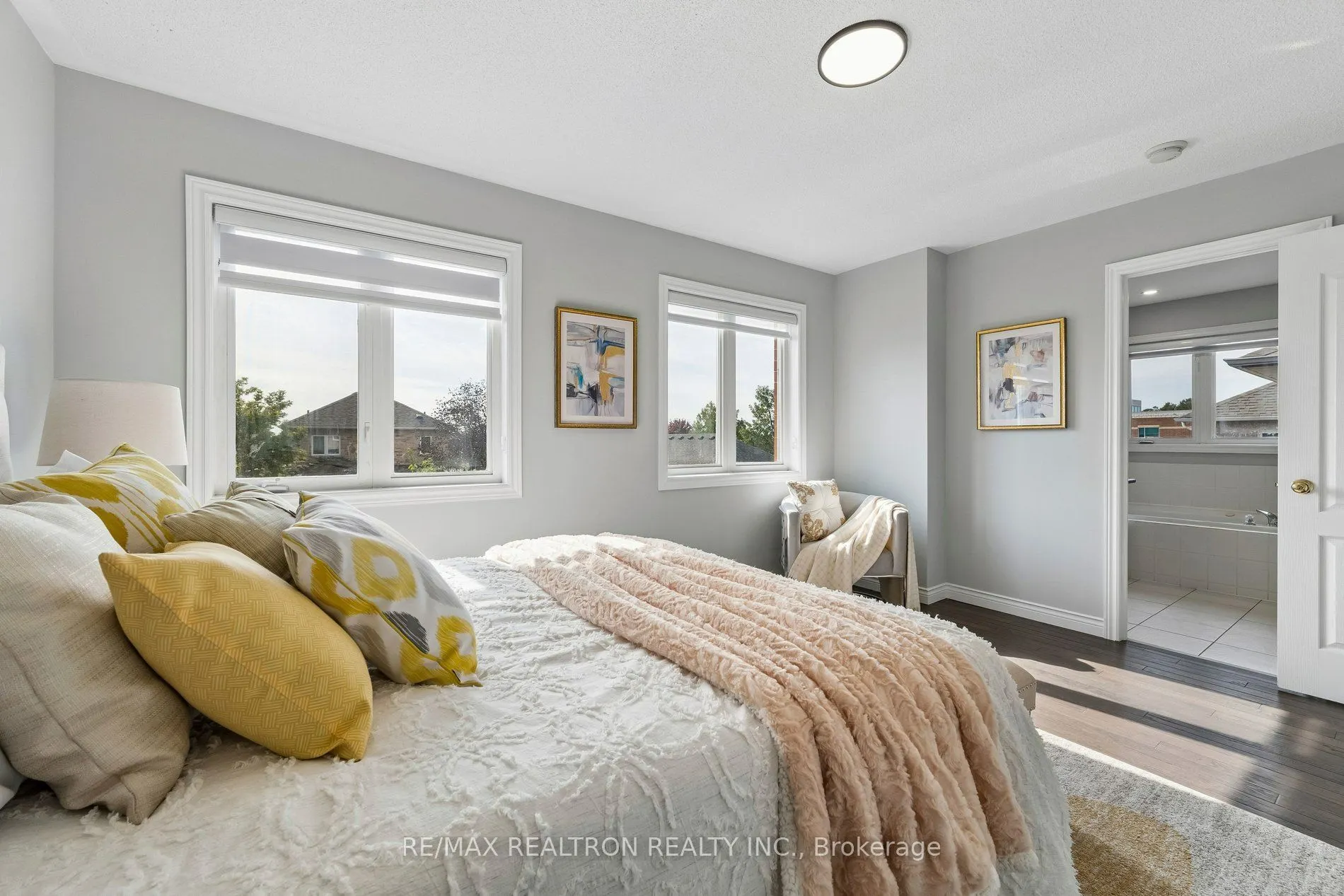 58 Lurosa Crescent