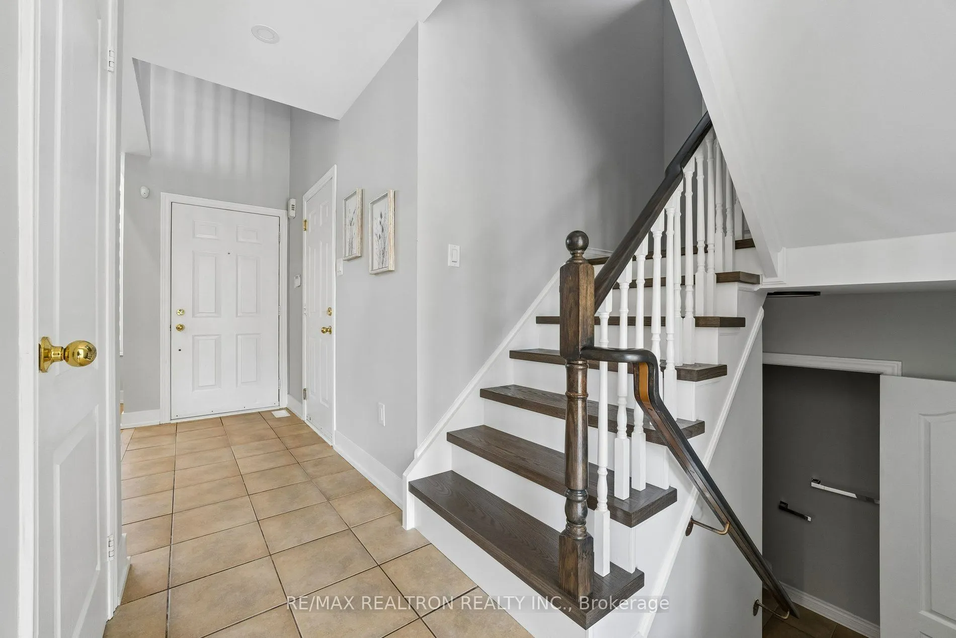 58 Lurosa Crescent