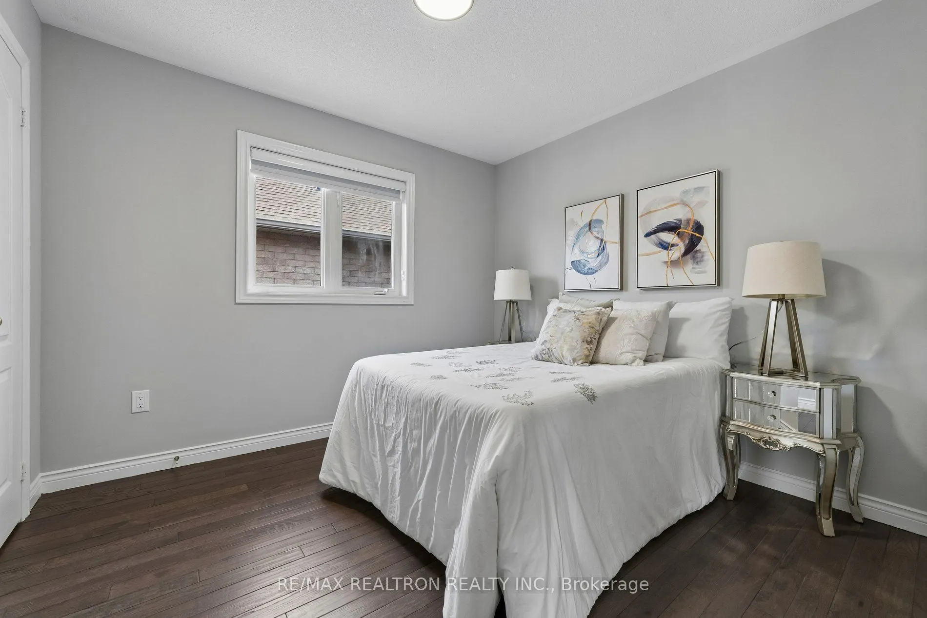 58 Lurosa Crescent