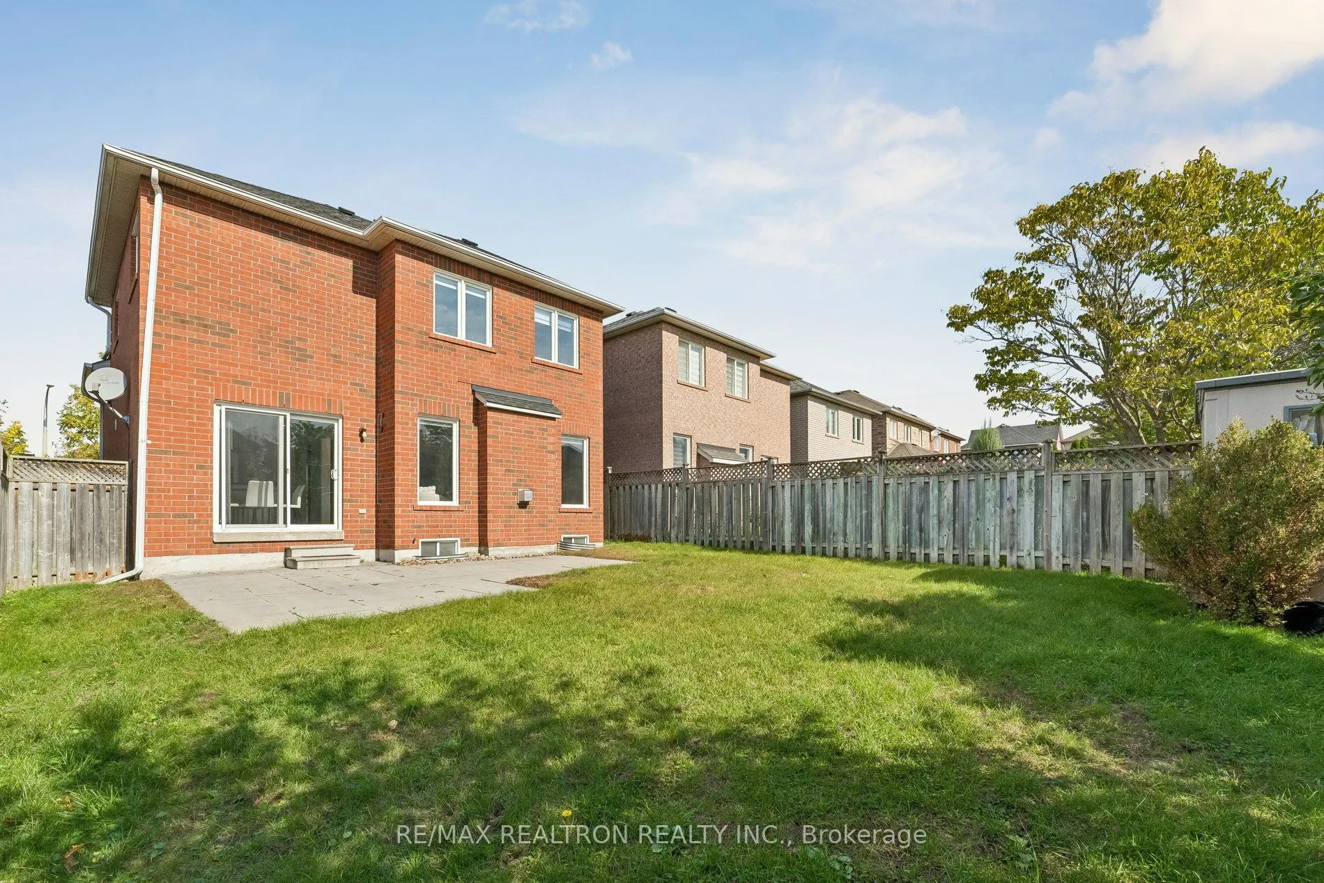 58 Lurosa Crescent