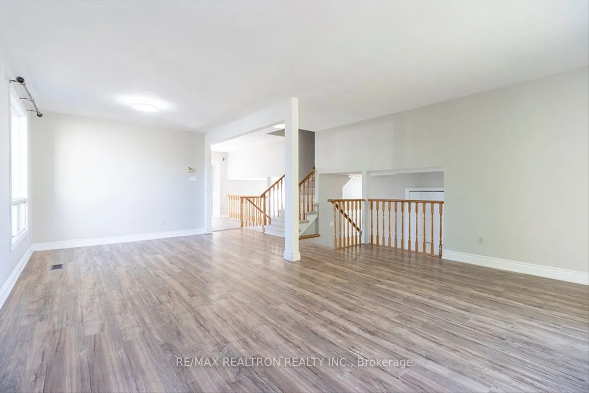 513 Labrador Drive