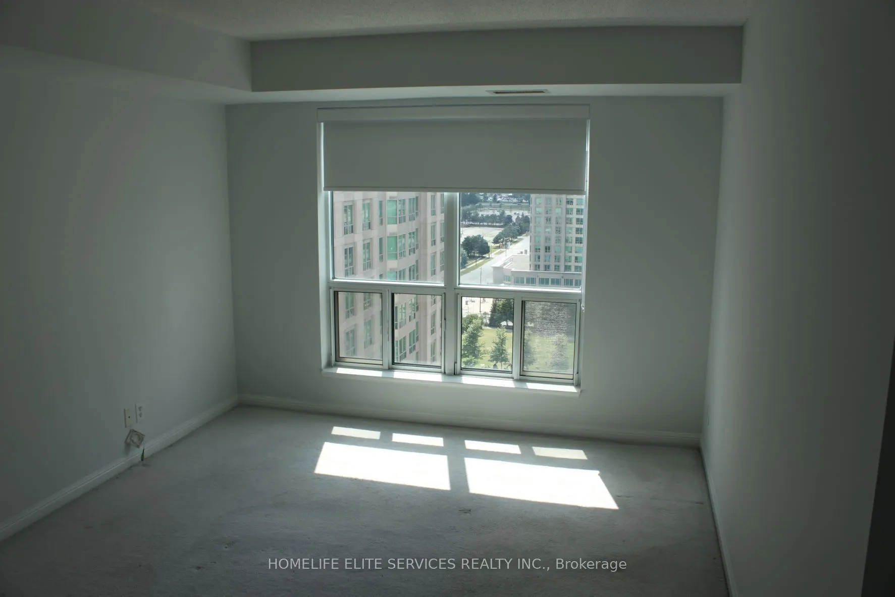 11 Lee Centre Drive #1615
