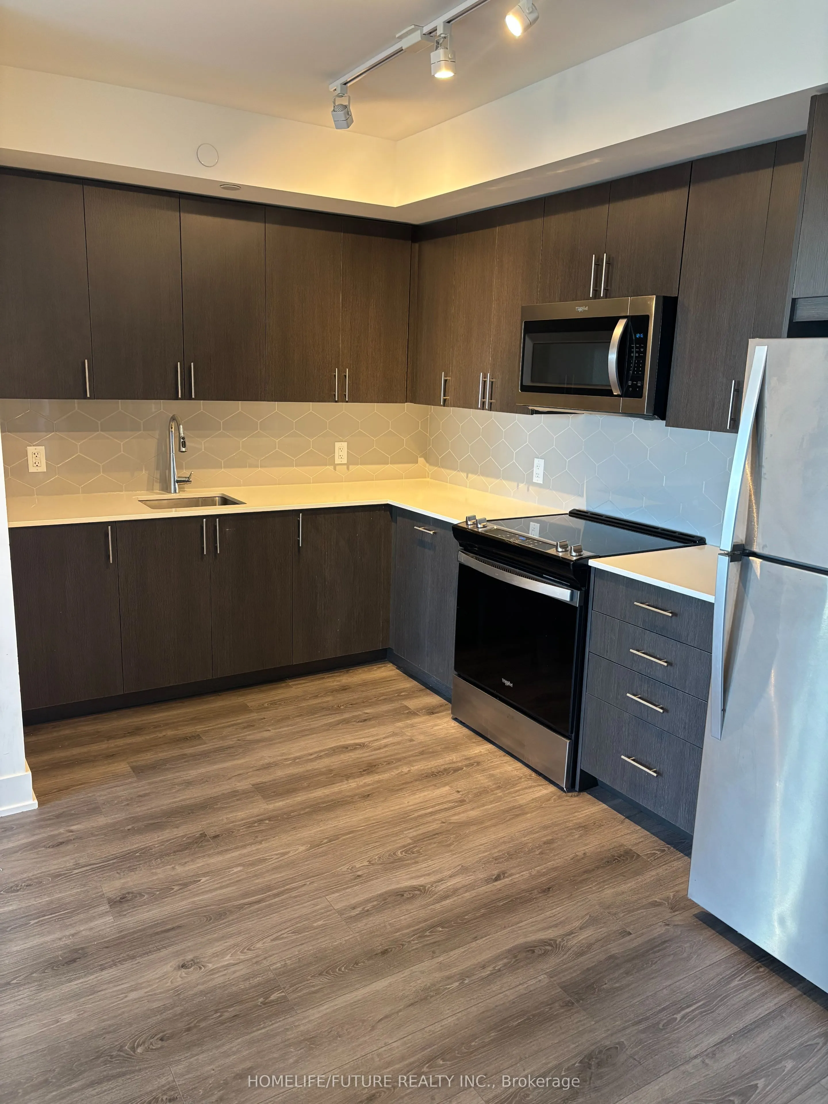 2545 Simcoe Street #1608
