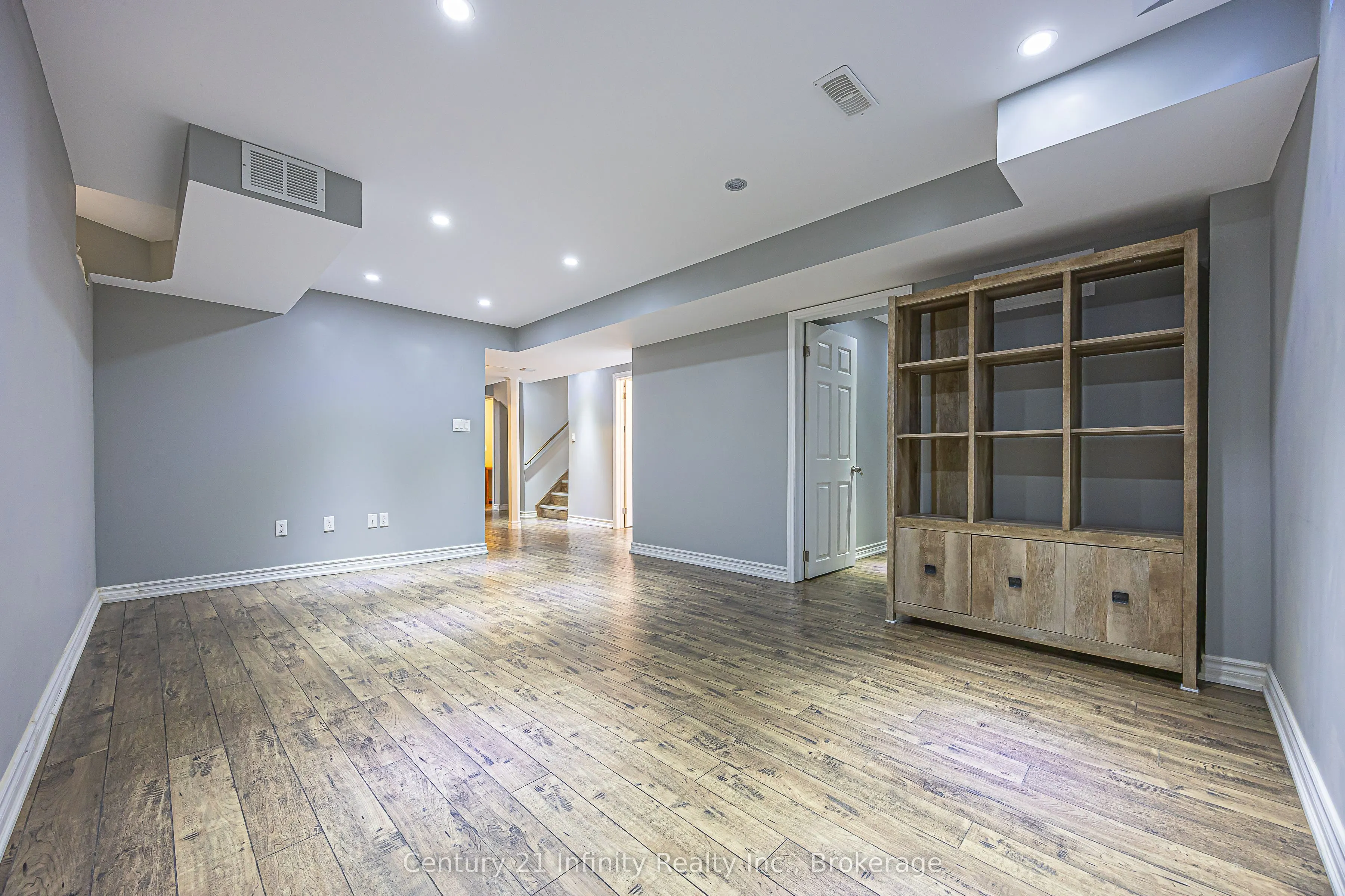 78 Harkness Drive