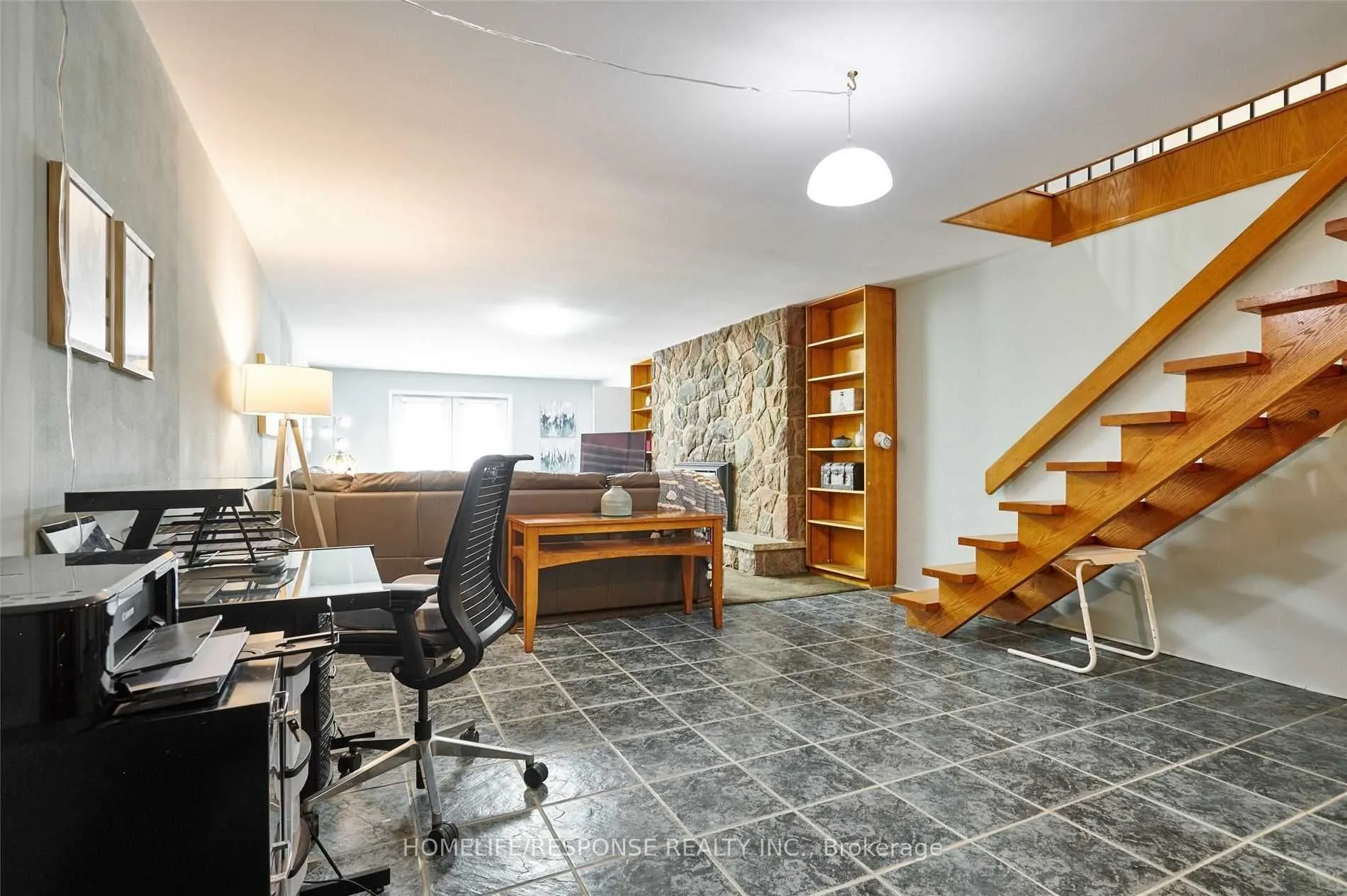 787 SHEPPARD Avenue