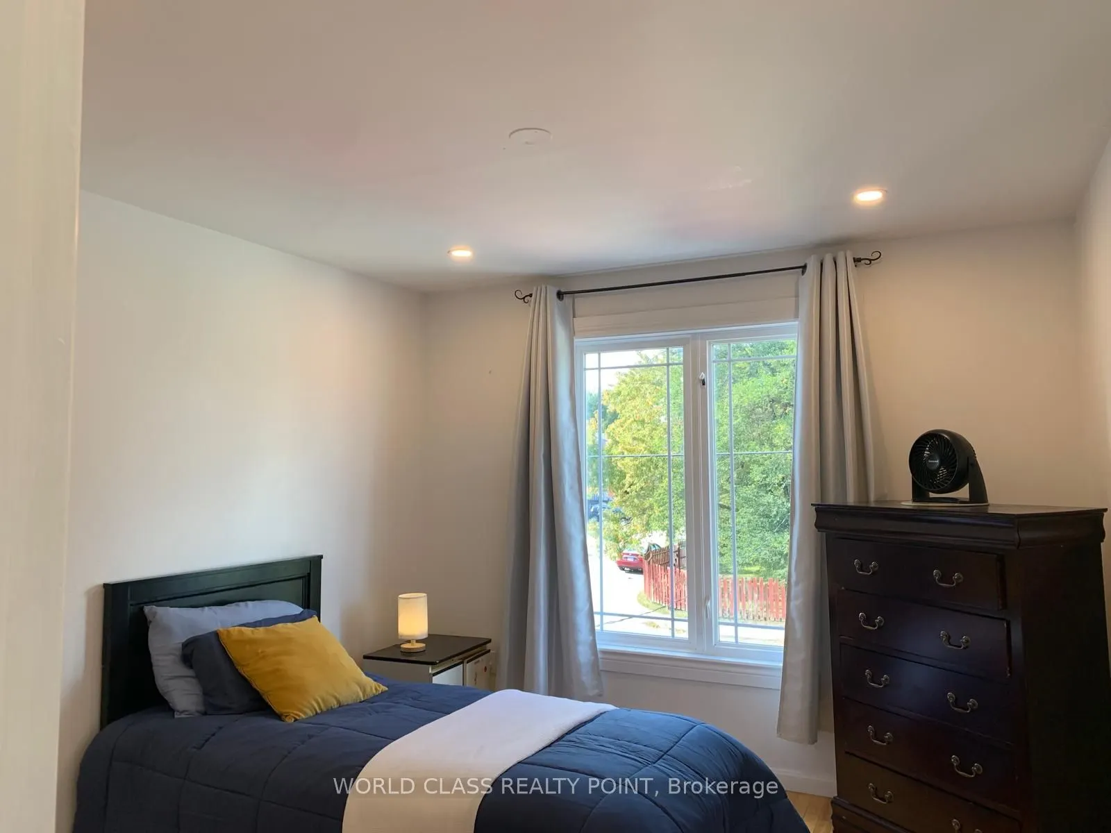 21 South Bonnington Avenue