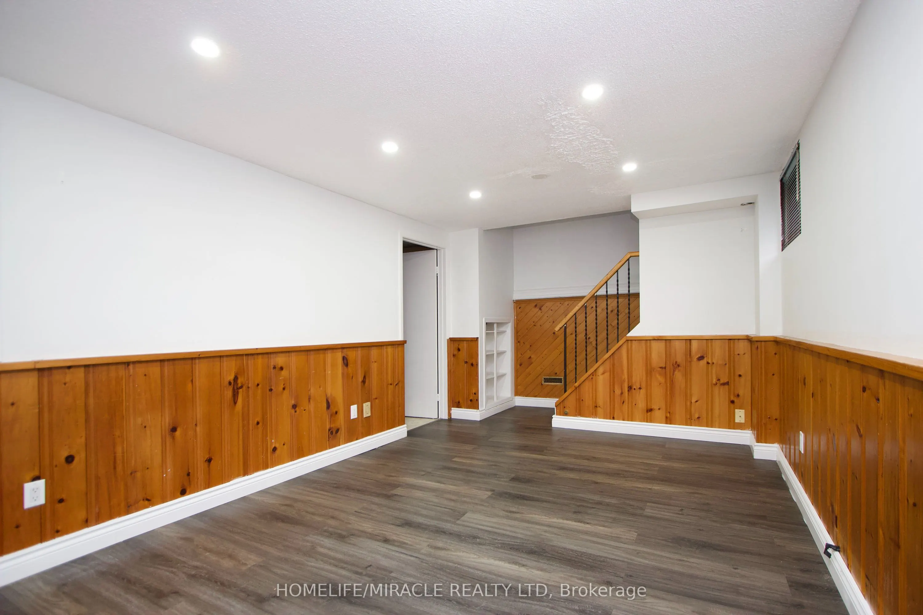 14 Pilkington Crescent