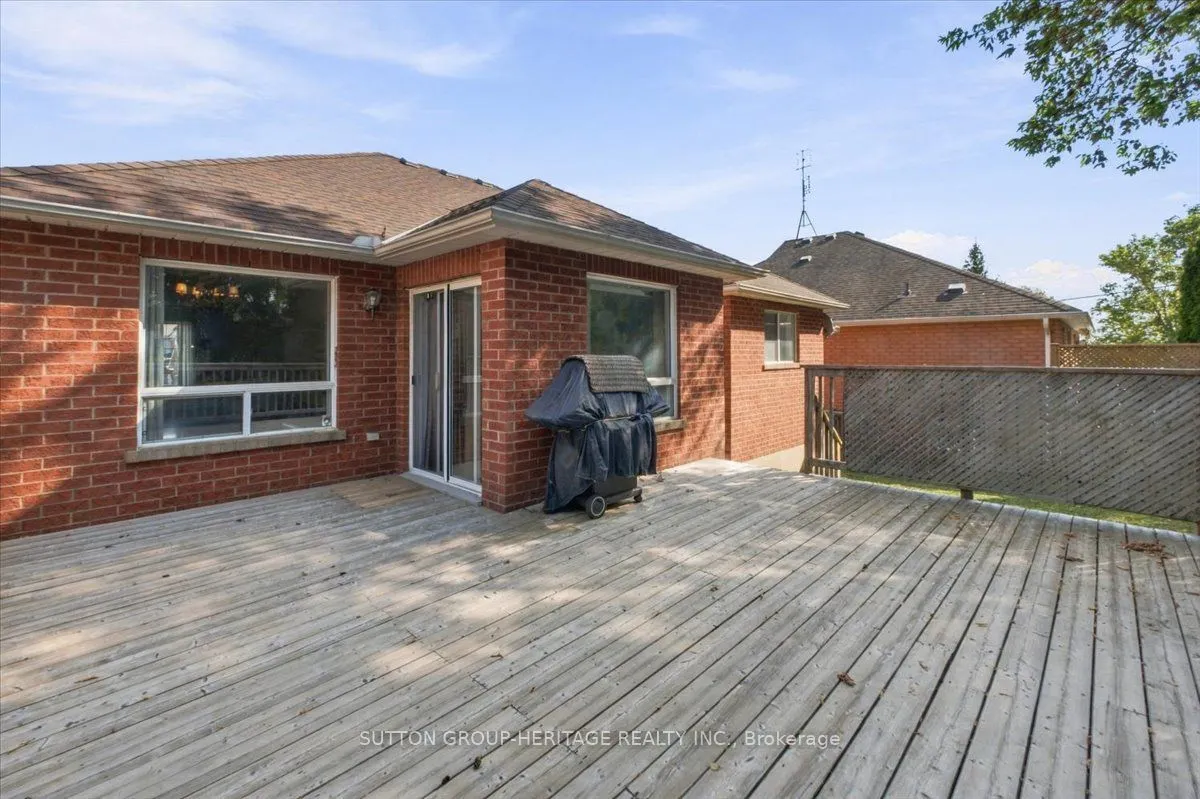 122 Perryview Drive
