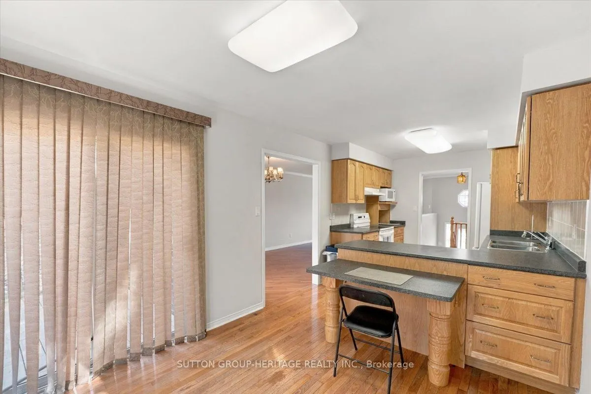 122 Perryview Drive