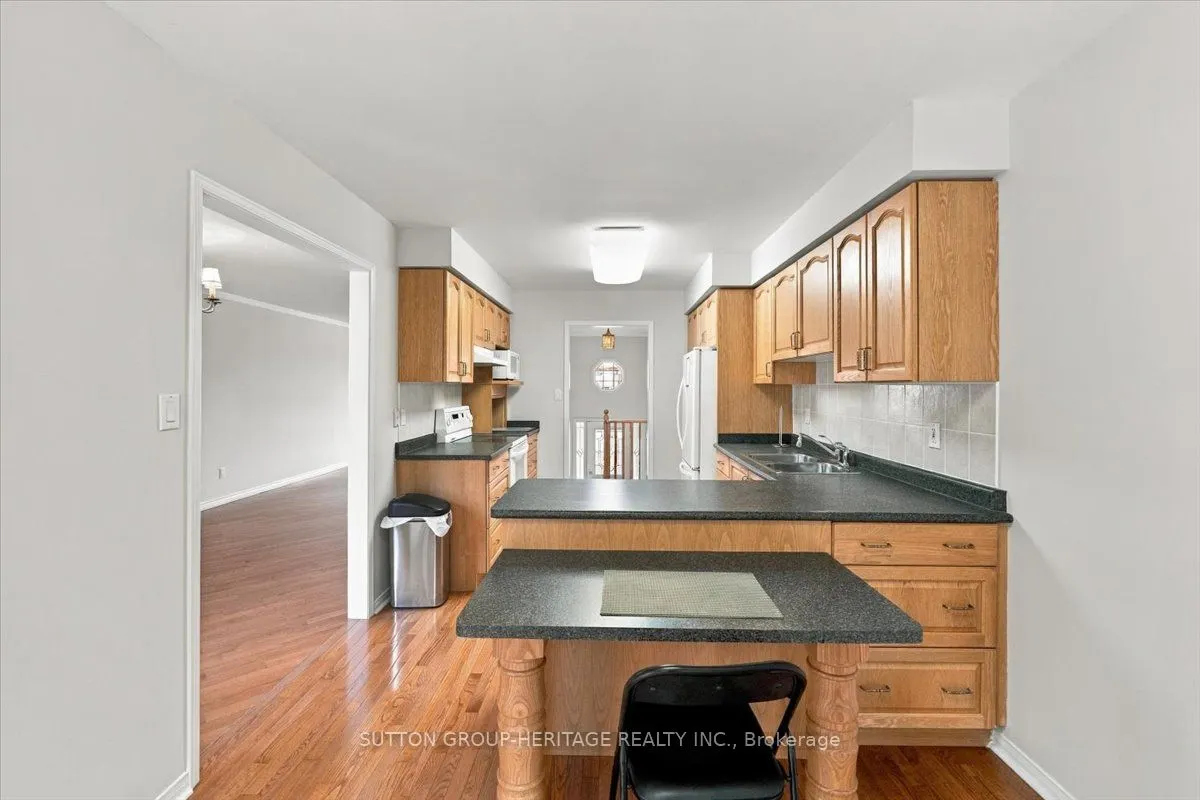 122 Perryview Drive
