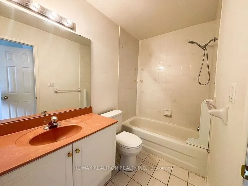 29 Rosebank Drive #707