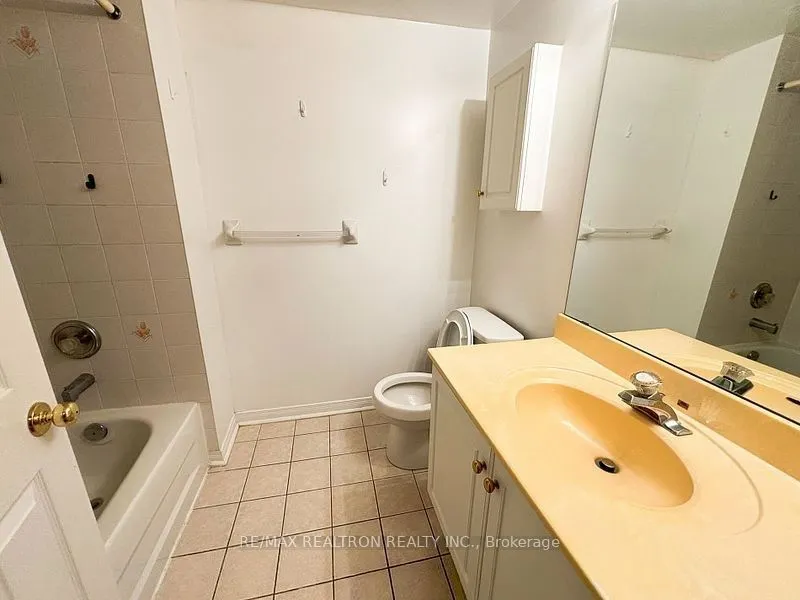 29 Rosebank Drive #707