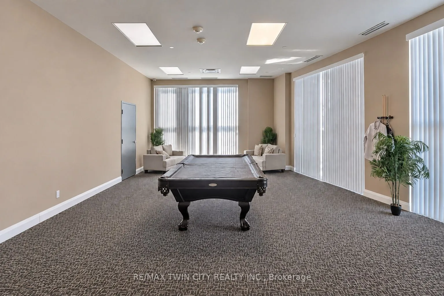 2152 Lawrence Avenue E #1206