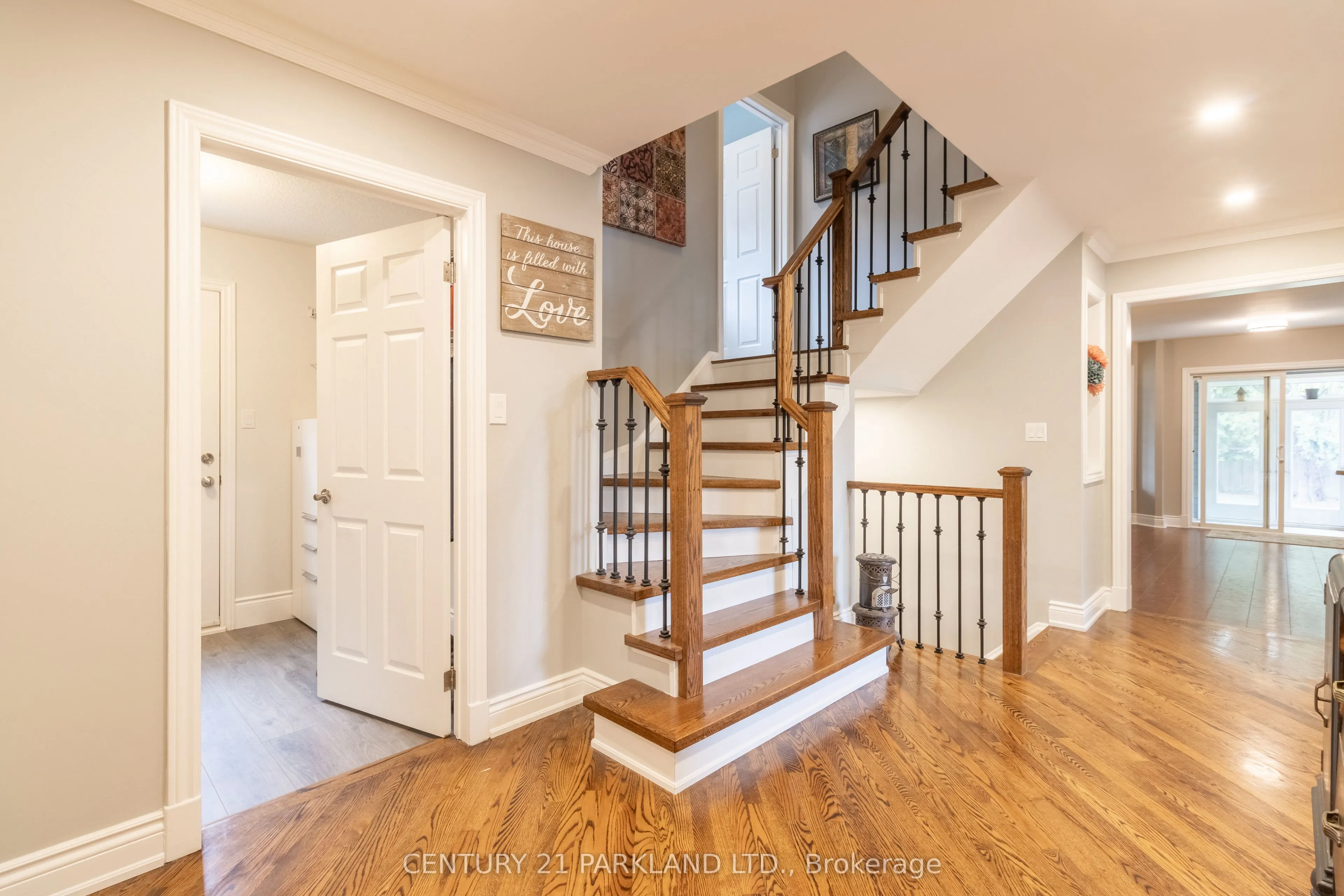 18 Napier Court
