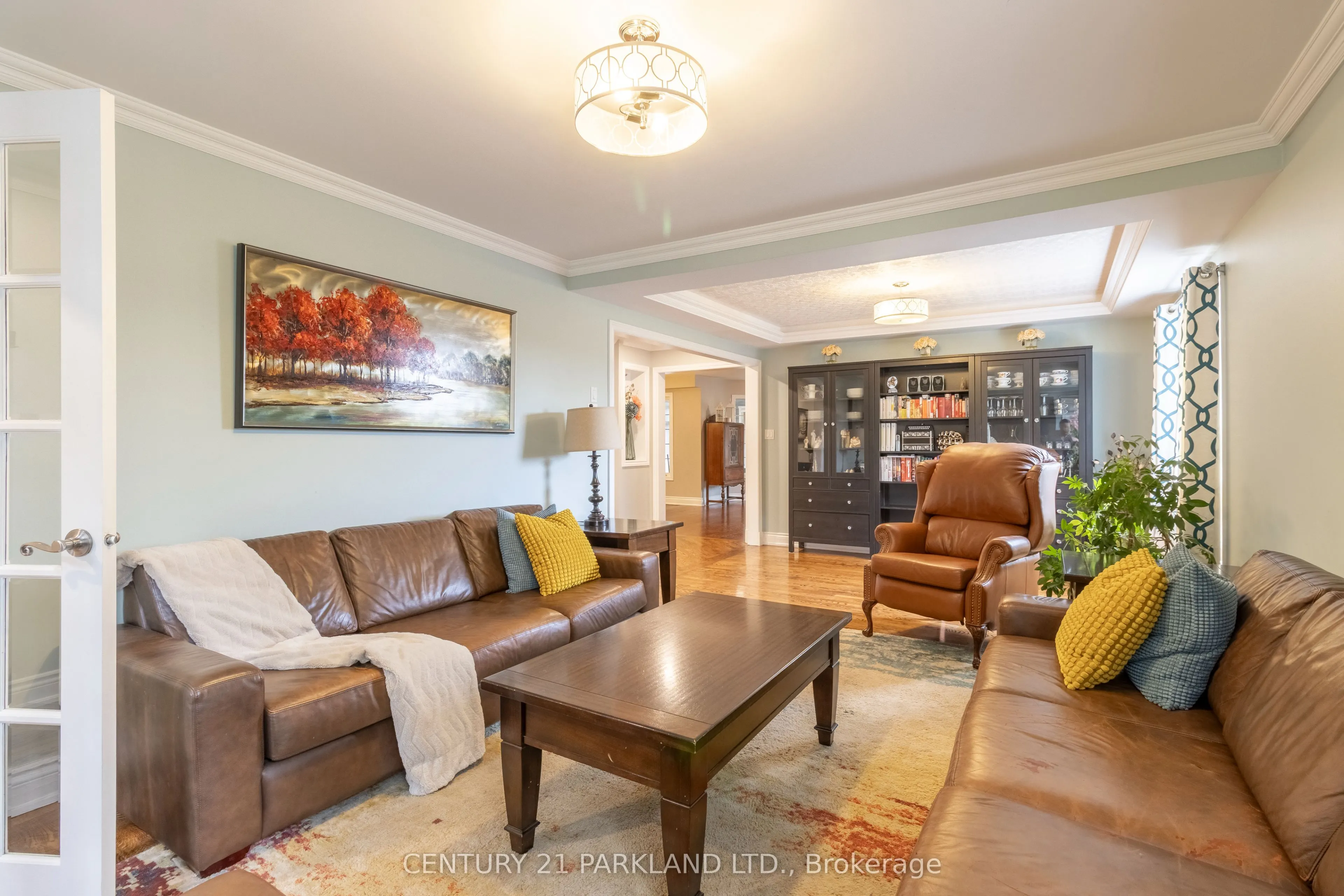 18 Napier Court