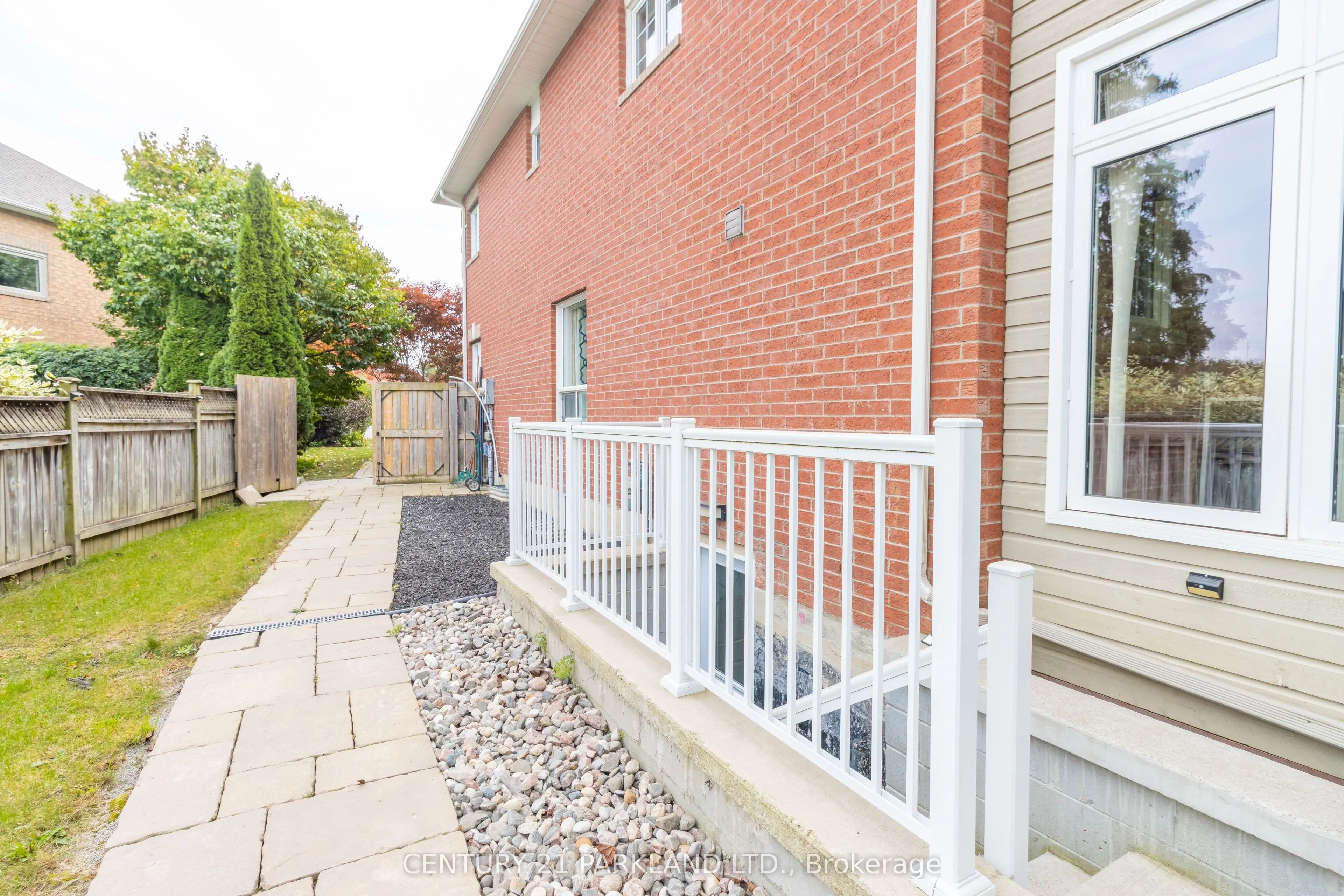 18 Napier Court