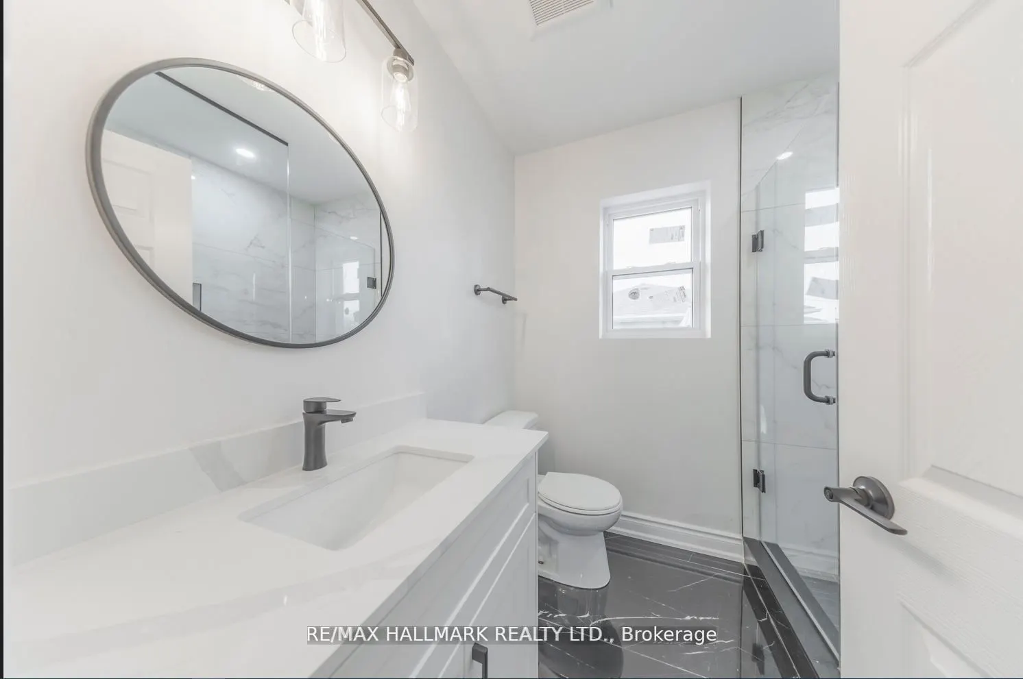 39 Stansbury Crescent #Upper