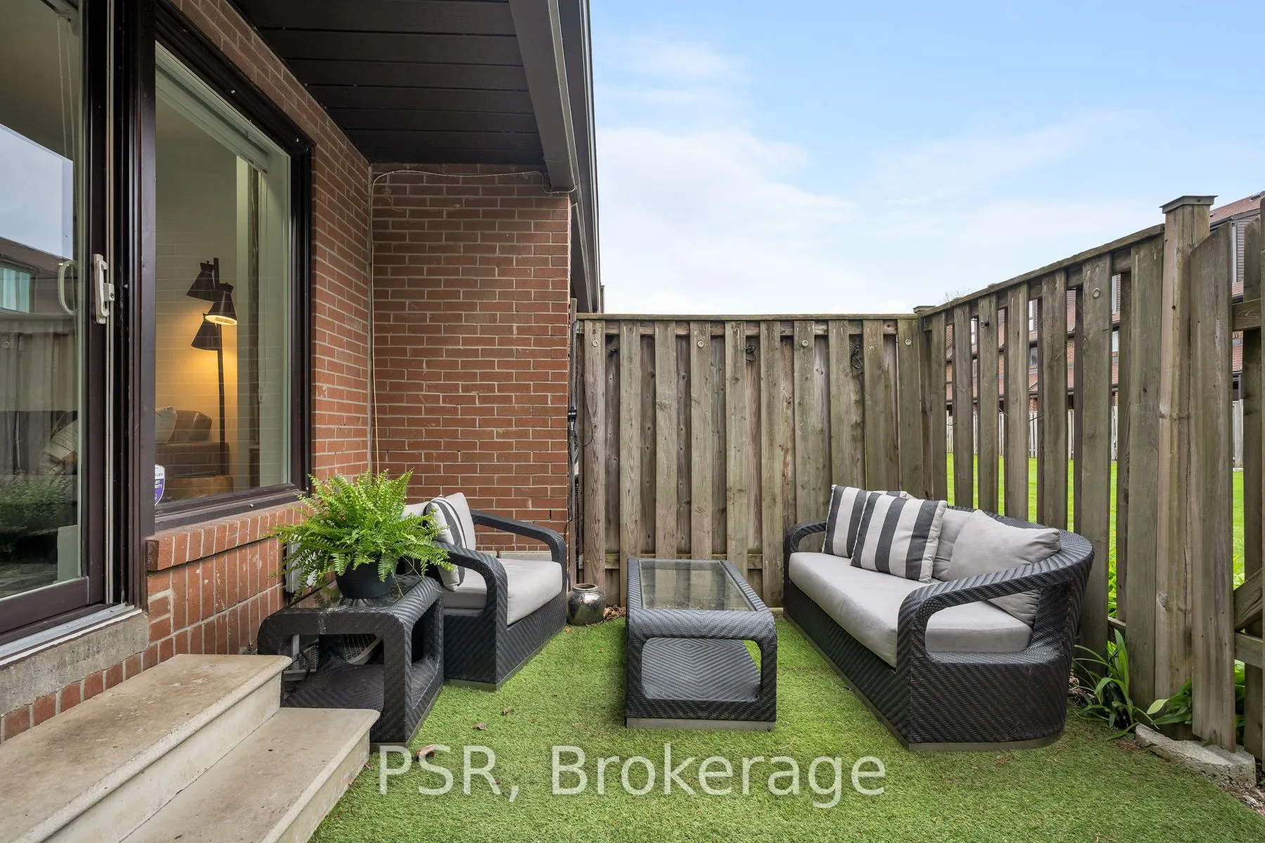 28 Livingston Road #83