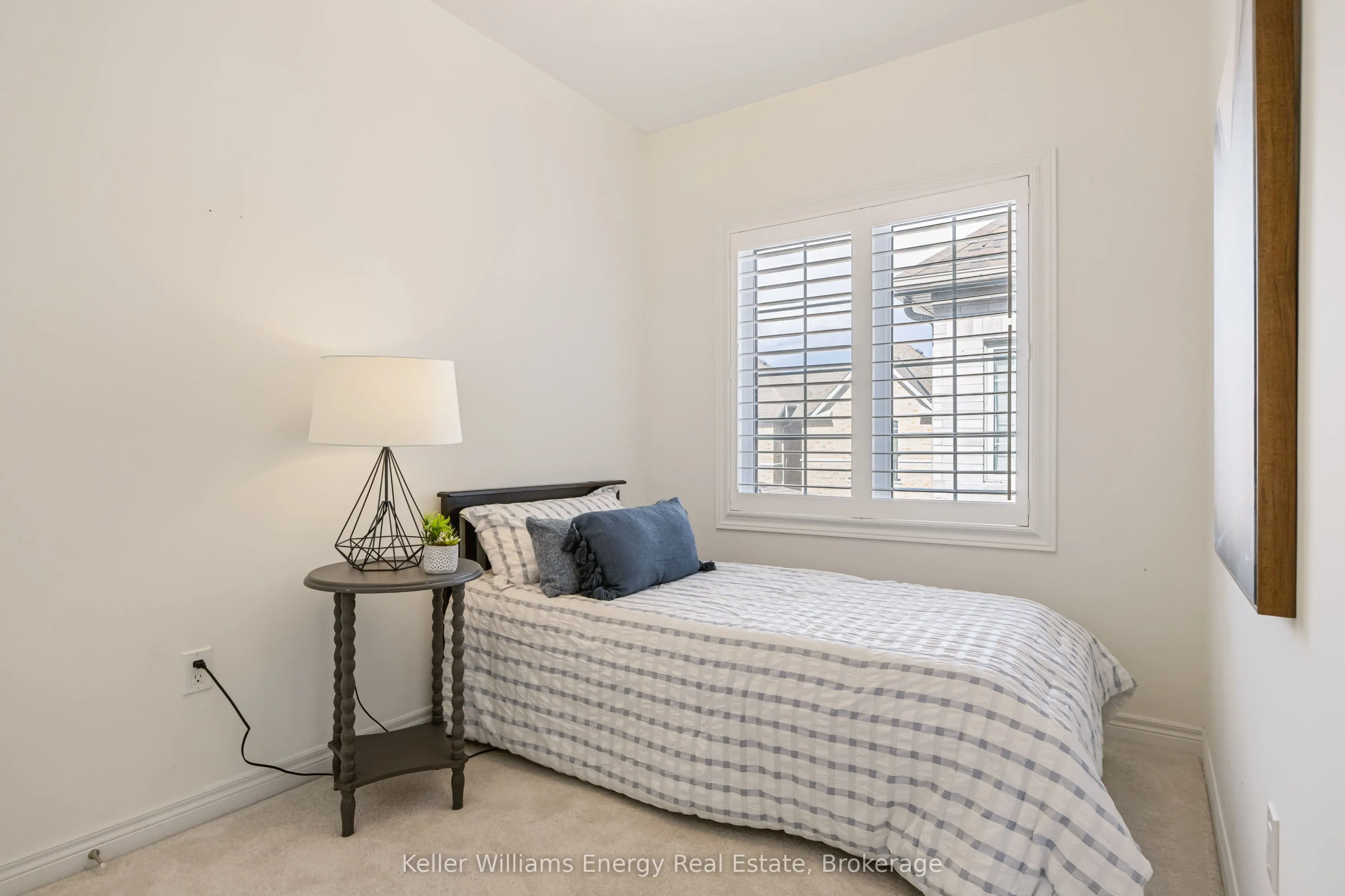 165 Coronation Road