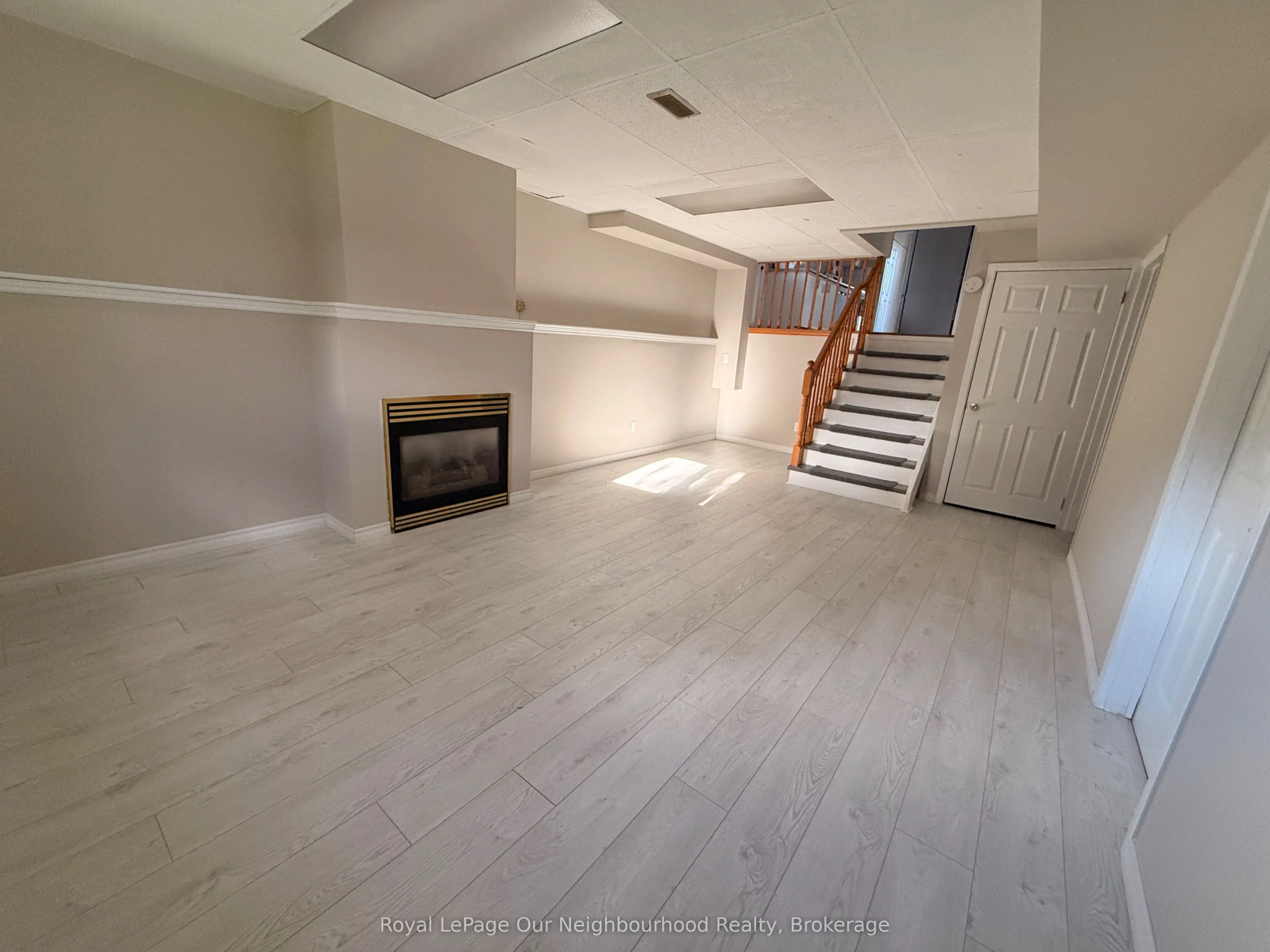 74 Centrefield Drive