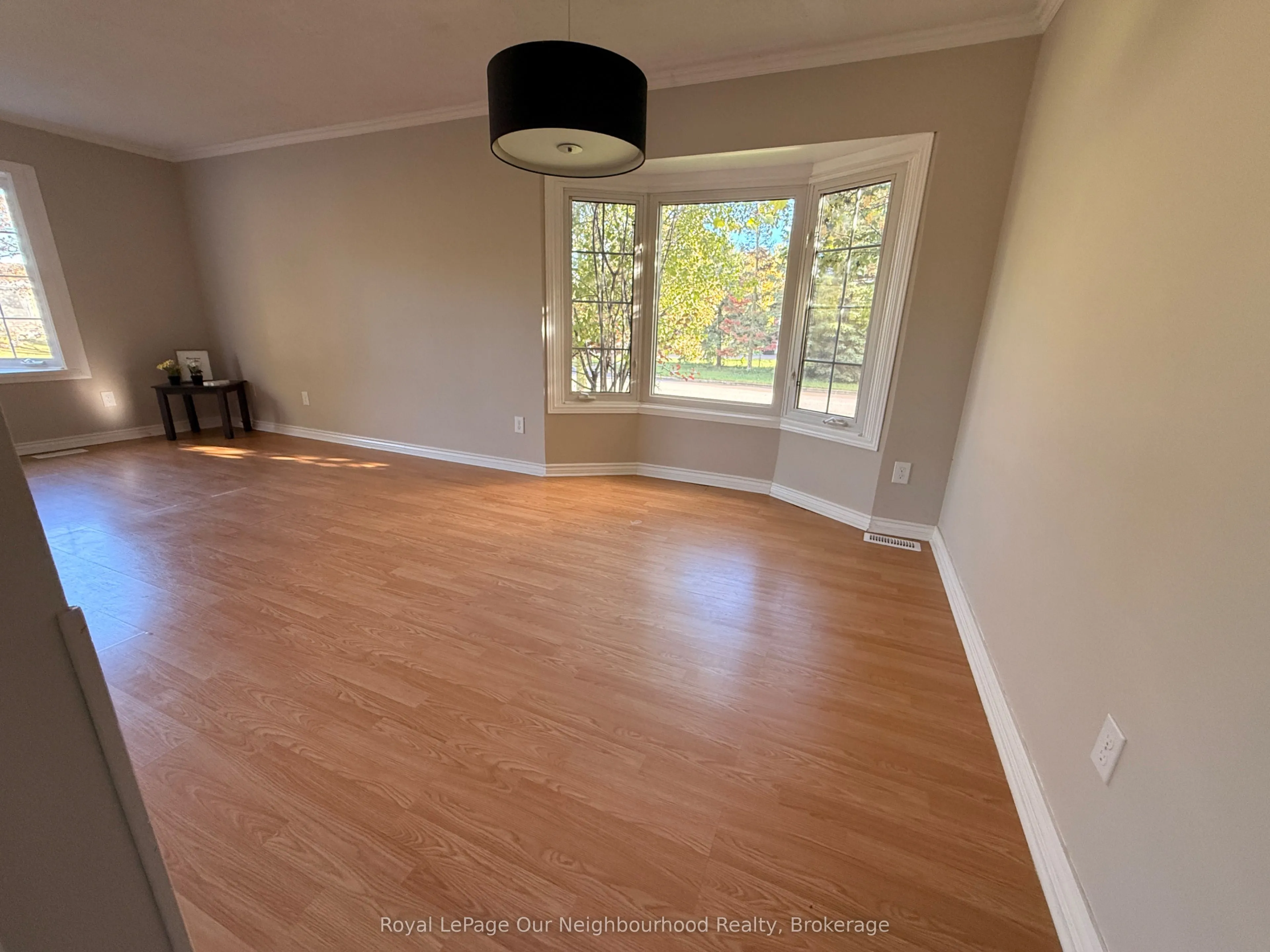 74 Centrefield Drive