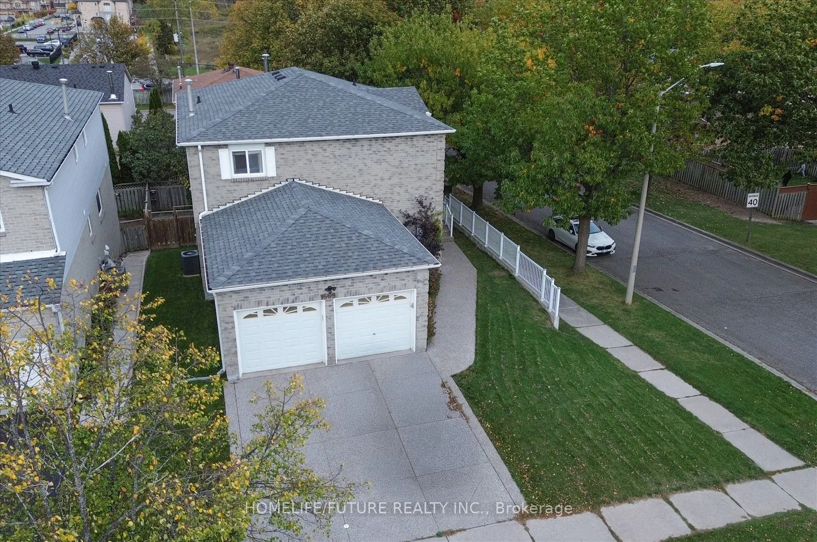 1669 Beaton Way #Main & 2nd