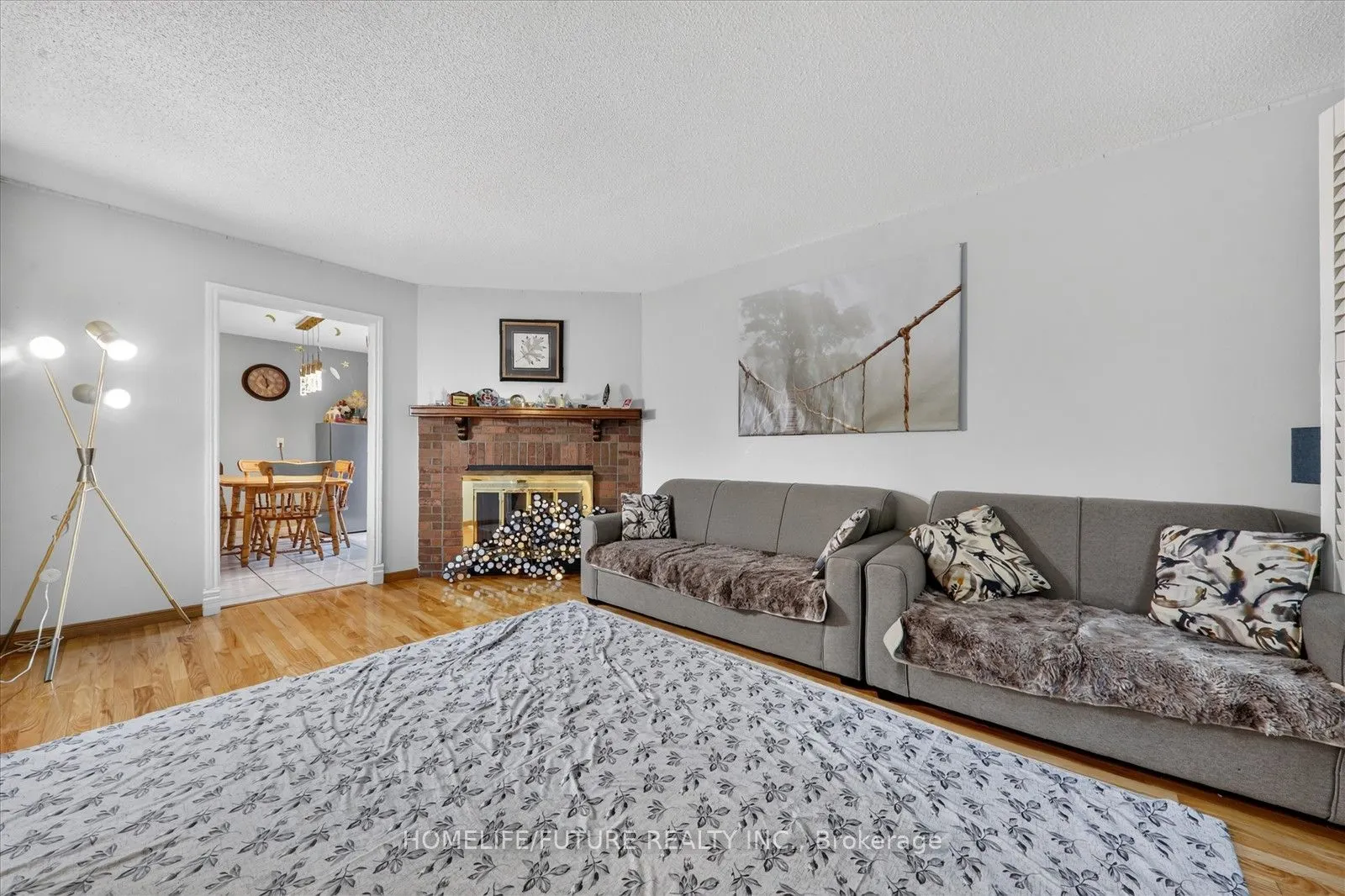 1669 Beaton Way #Main & 2nd