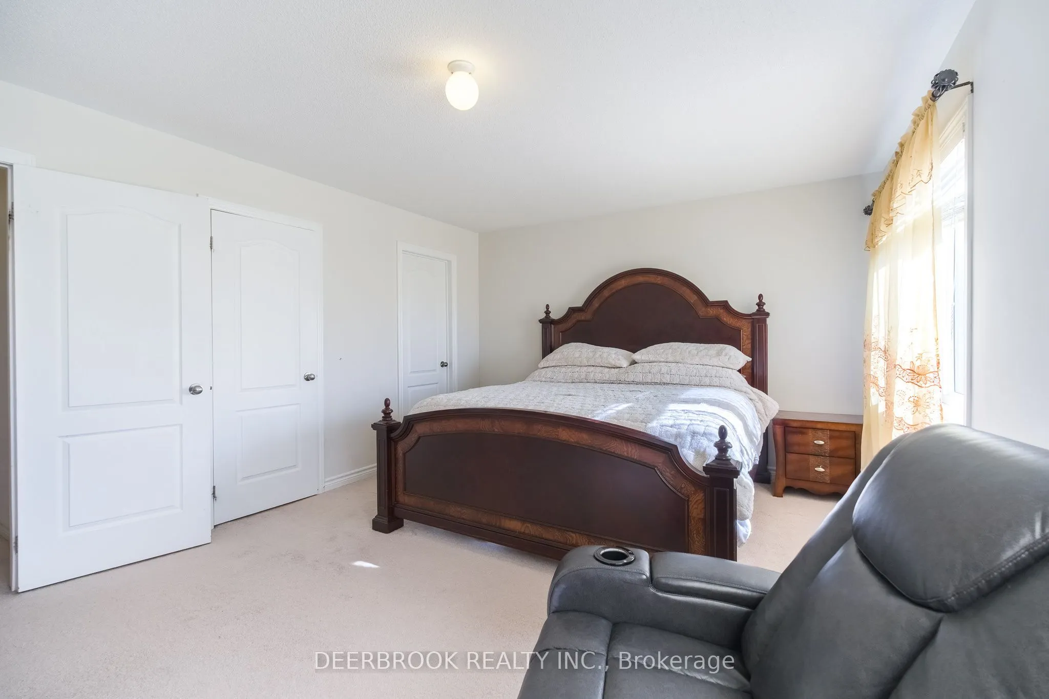 1945 Douglas Langtree Drive
