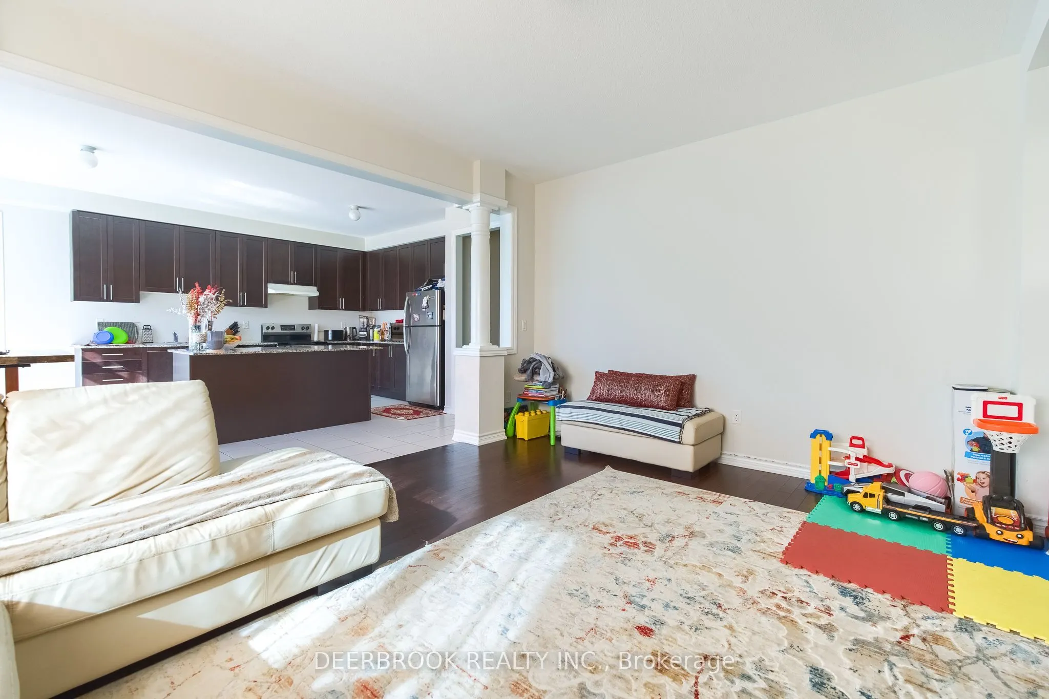 1945 Douglas Langtree Drive